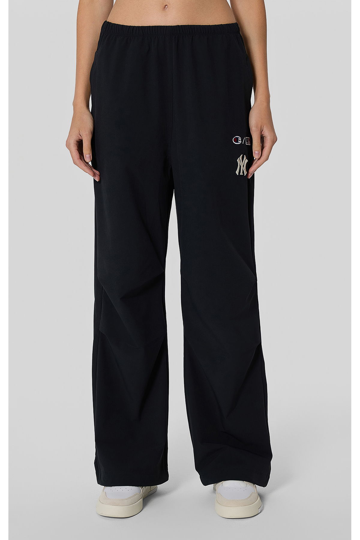 Champion  MLB Parachute Pants Siyah Kadın Pantolon - 117977-KK001 - Görsel 2