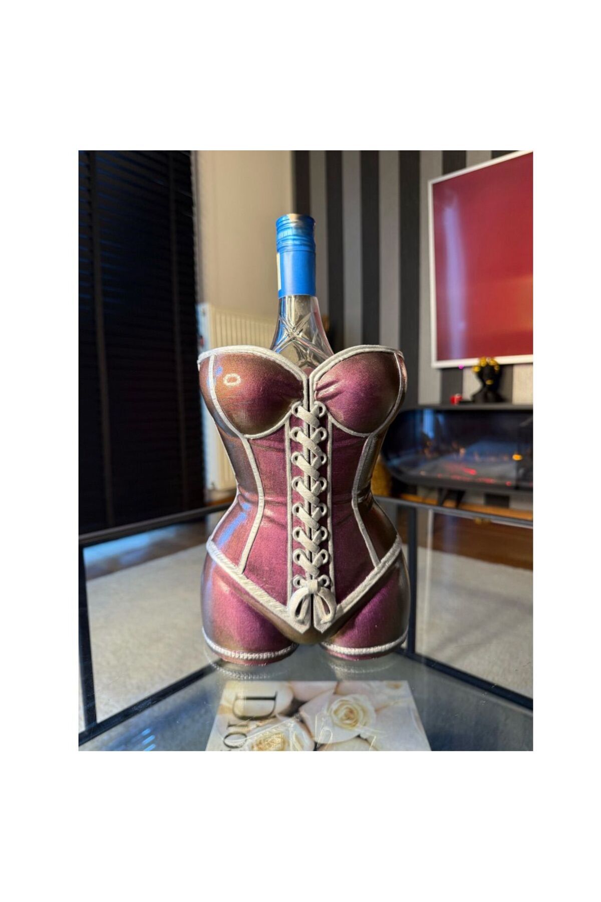 İncomparable Home Dekoratif Kadın Büstü Şişe Standı–Estetik Tasarım–Lüks Ev Dekoru(Mor-Yeşil bukalemun)