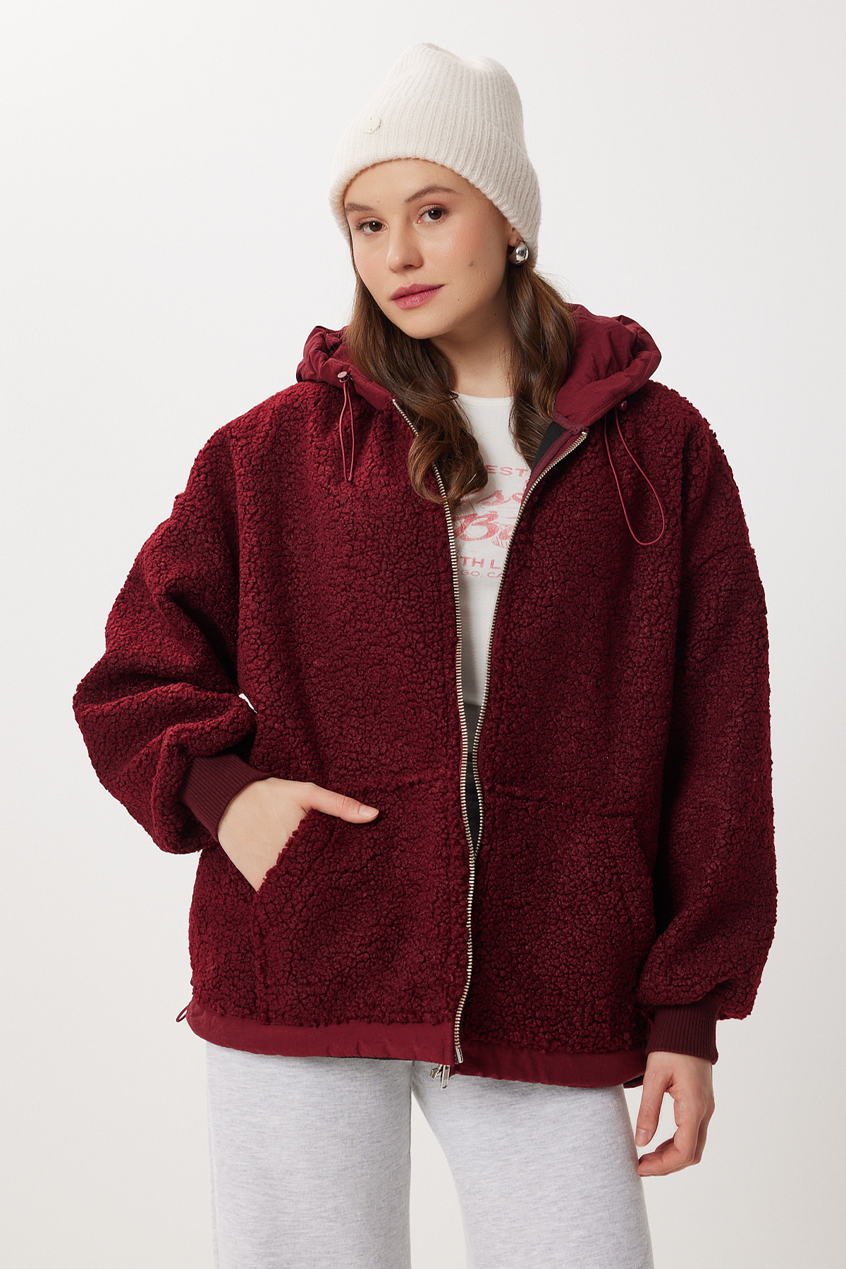 Lovelyİstanbul  Oversize Kapüşonlu Kontrast Peluş Mont LFG0172 BORDO - Görsel 2