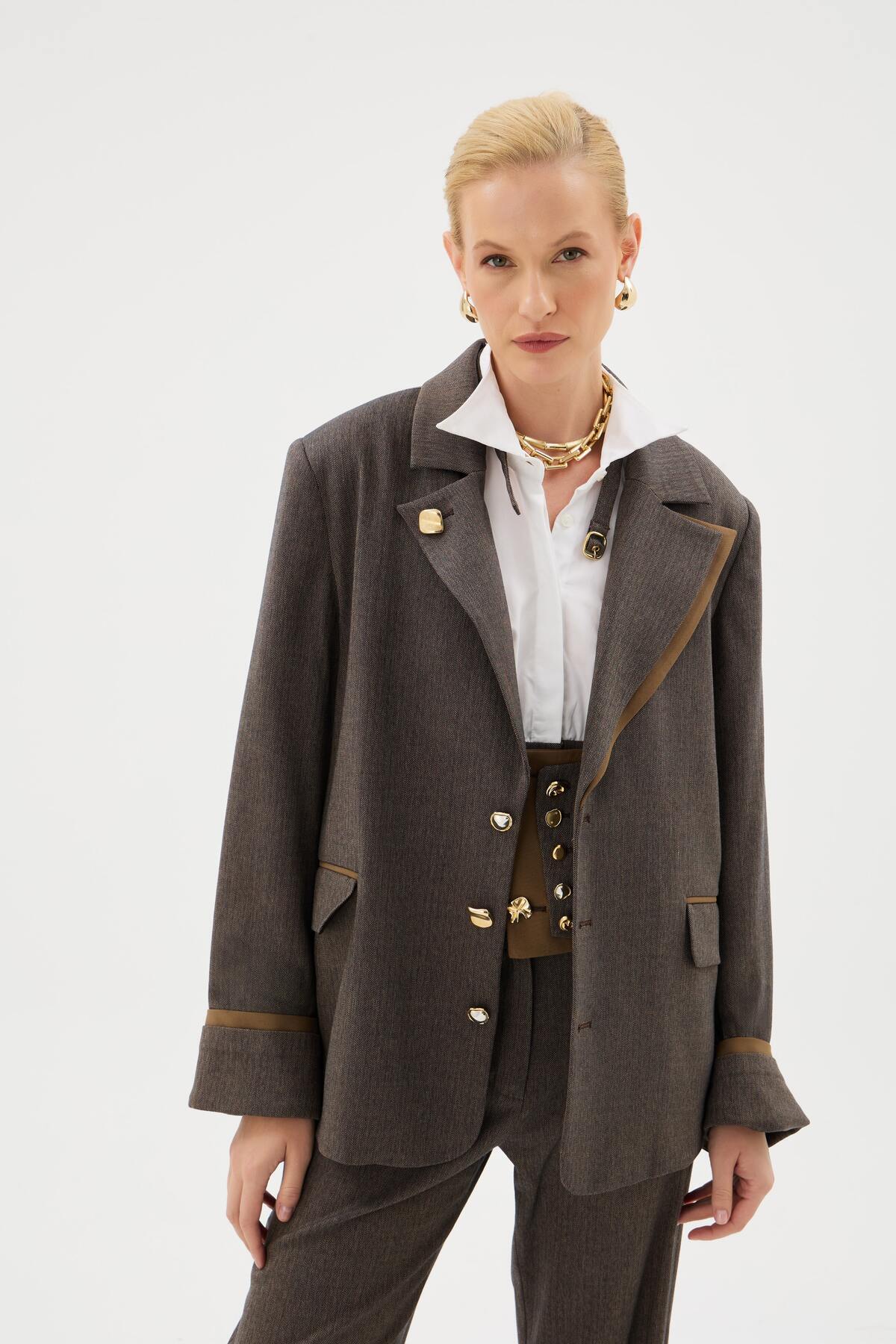 BASAKLA OFFICIAL  Düğme Detaylı Oversize Kahverengi Blazer Ceket - Görsel 9