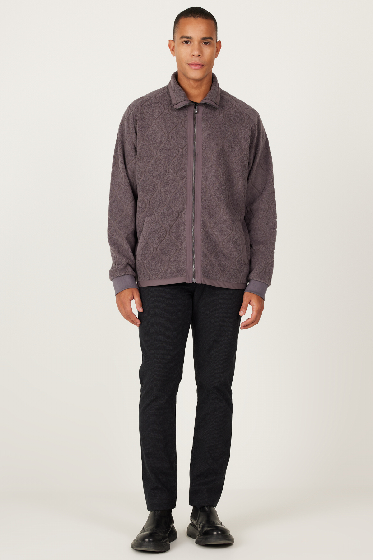 AC&Co / Altınyıldız Classics  Koyu Gri Oversize Bol Kesim Dik Yaka Jakarlı Polar Sweatshirt