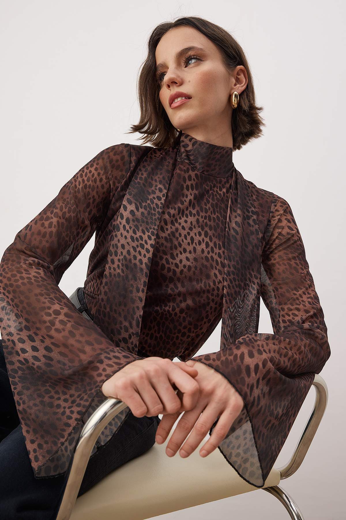 trendyolmilla-womens-animal-long-fitted-blous