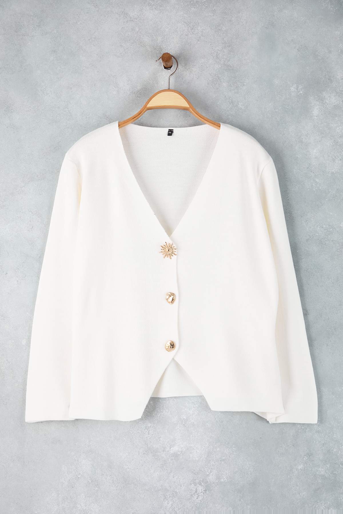 Trendyolmilla  Ekru Trend Düğme Detaylı Ceke Görünümlü Triko Hırka TBBAW26AV00043 - Görsel 5