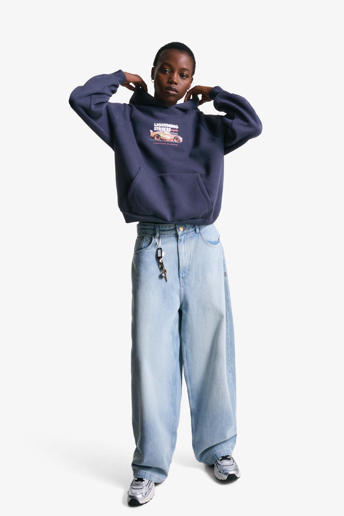 Bershka  Cars Kapüşonlu Sweatshirt - Görsel 4