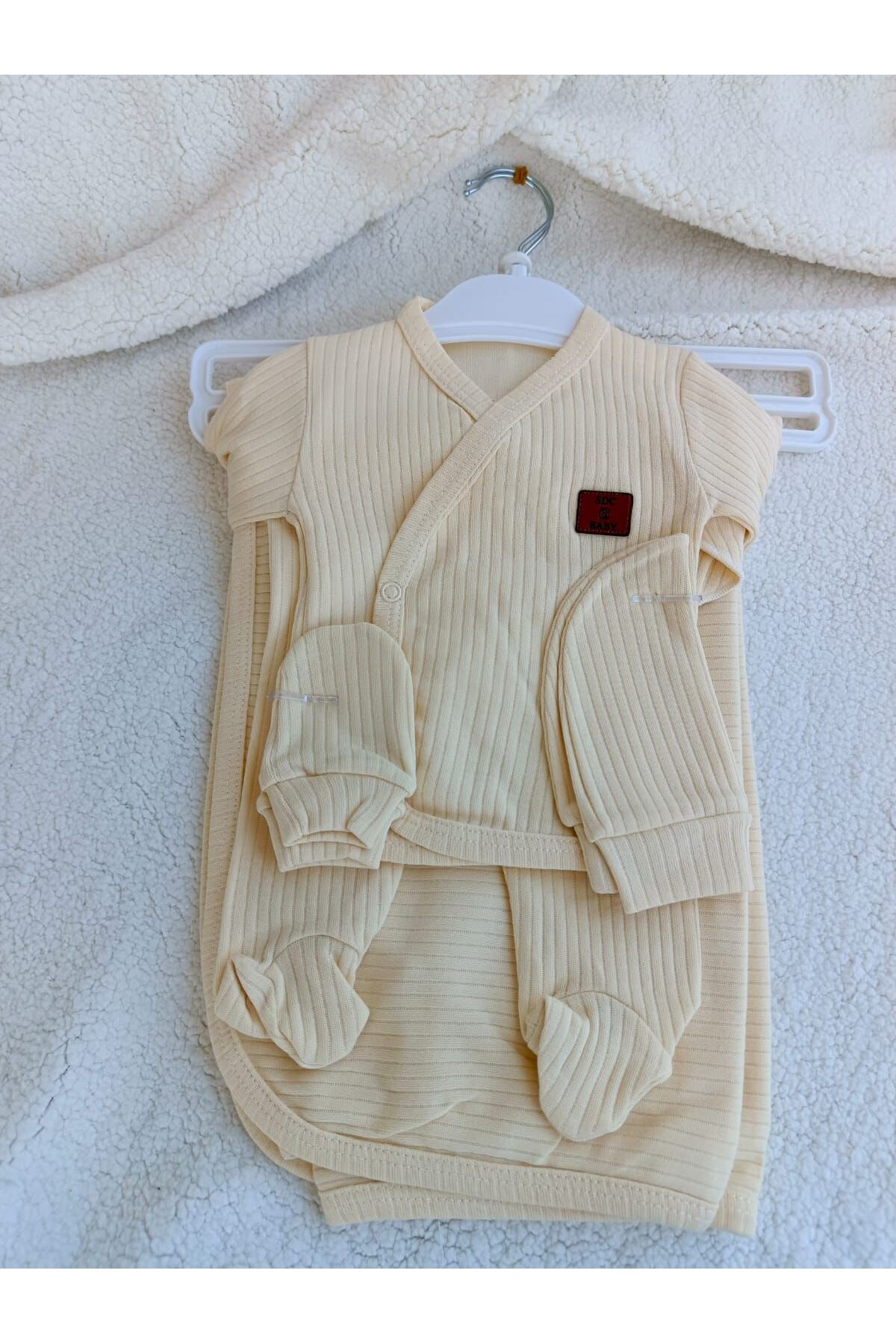 Bilge Trend Kız Erkek Bebek Natural 7 Parça Krem Hastane Çikişi Zibin Seti fotoğrafı 3 (önizleme)