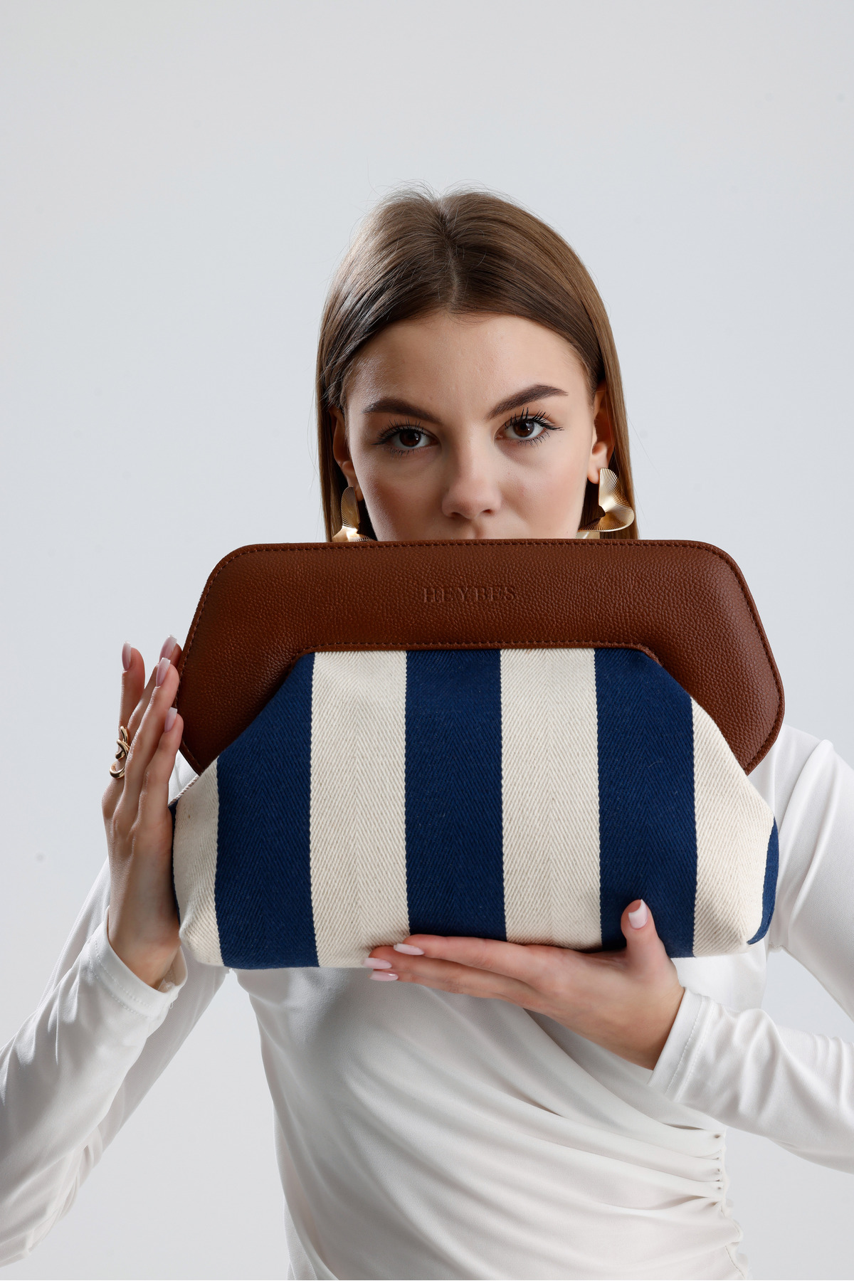 HEYBE'S Heybes Kadın Lacivert Çizgi Desenli Kanvas Clutch El Çantası görsel 7