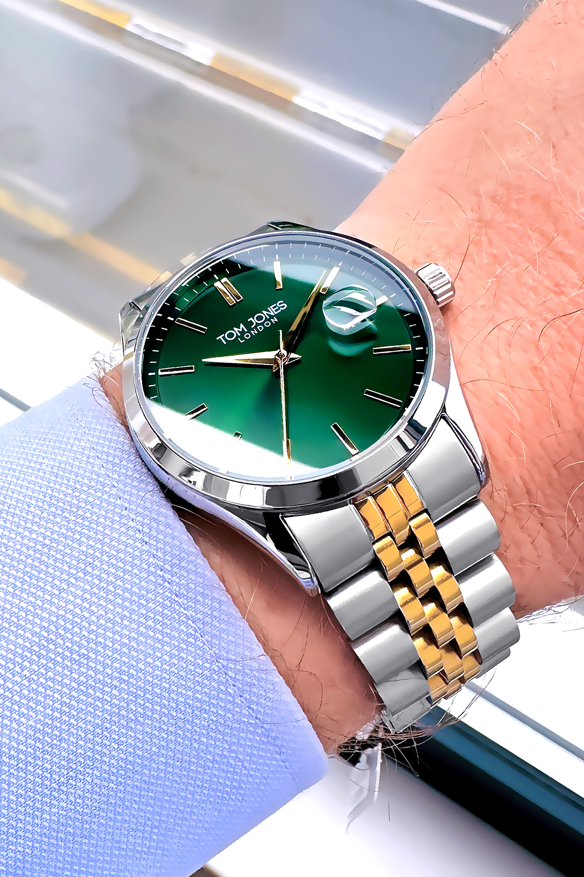 ساعت مچی مردانه ۳ اتمسفر ضدآب با بند فولادی رنگ نقره‌ای و * Gncgtje2009C1Bk*