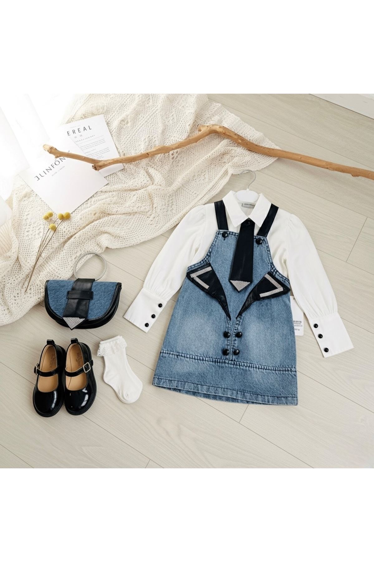 Minigimin Cicileri Miniğimin Cicileri Kravat Çanta Aksesuarlı Kız Çocuk Kotlu Jile Takım - Mavi fotoğrafı 2 (önizleme)