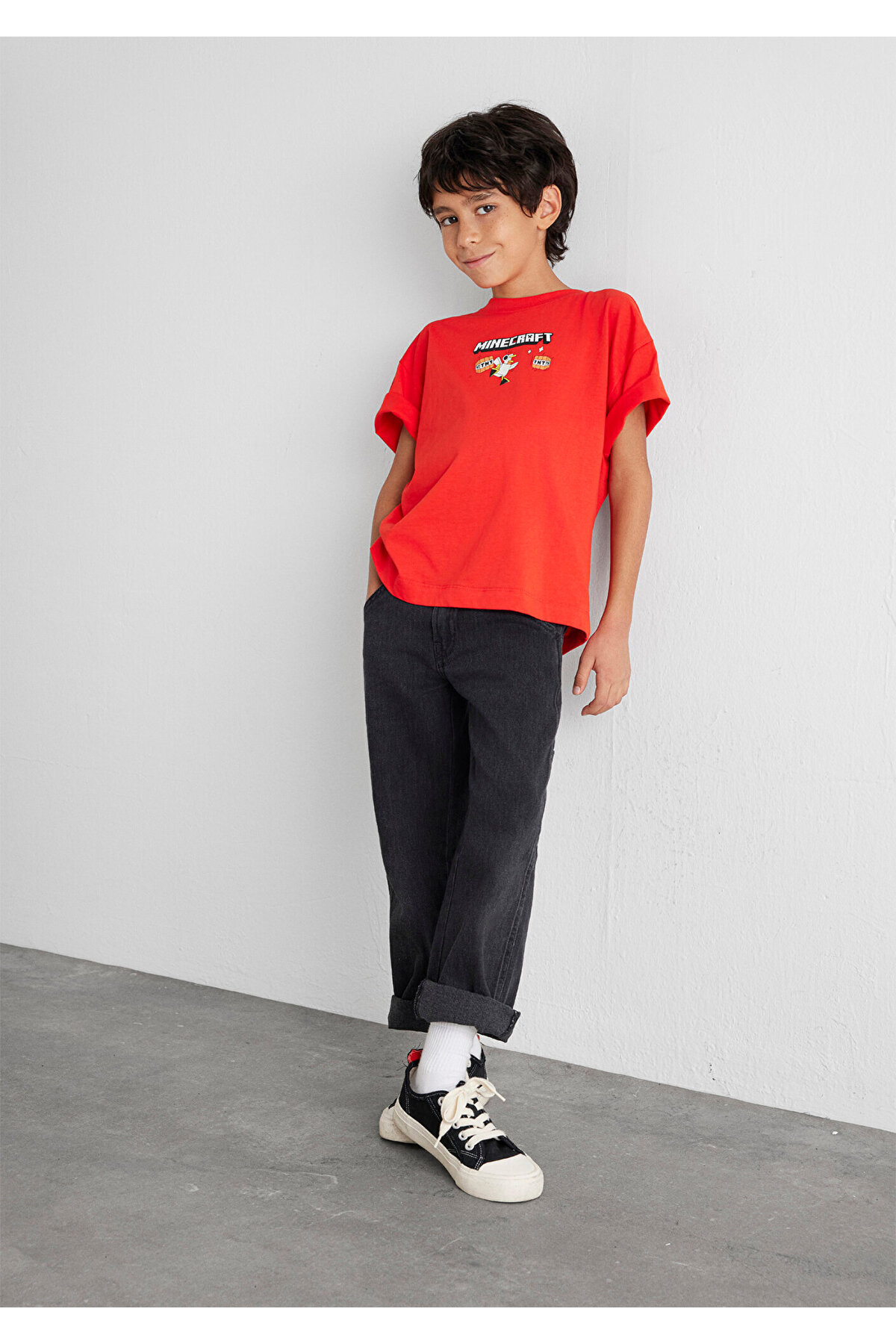 ماوی تی‌شرت قرمز طرح ماینکرفت سایز بزرگ / برش عریض ۶۶۱۰۳۴۳-۸۸۵۲۳