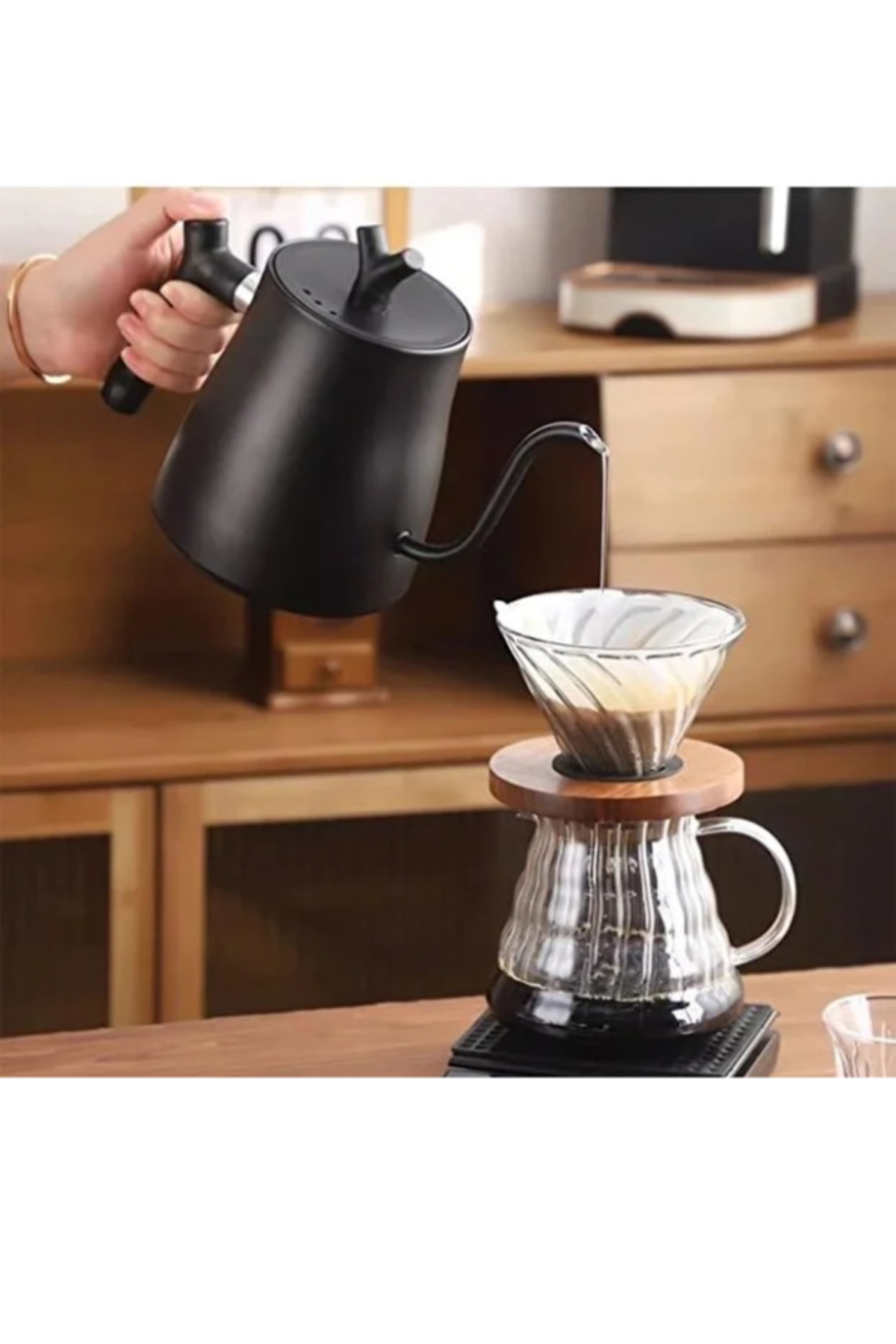 غلاية كهربائية بفوهة طويلة - تصميم أنيق - 1000 مل