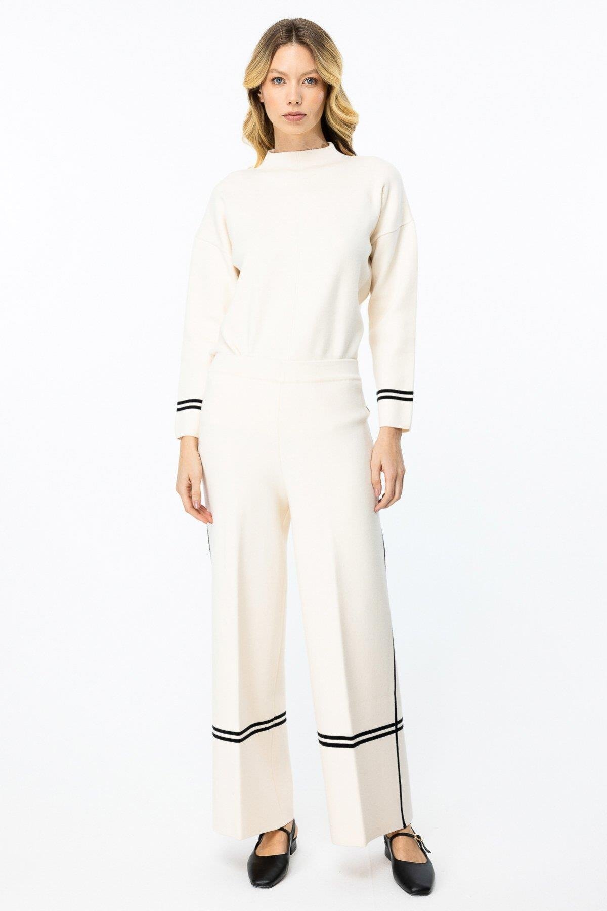 KATREGİYİM On Fashion Çizgi Detaylı Triko Pantolon