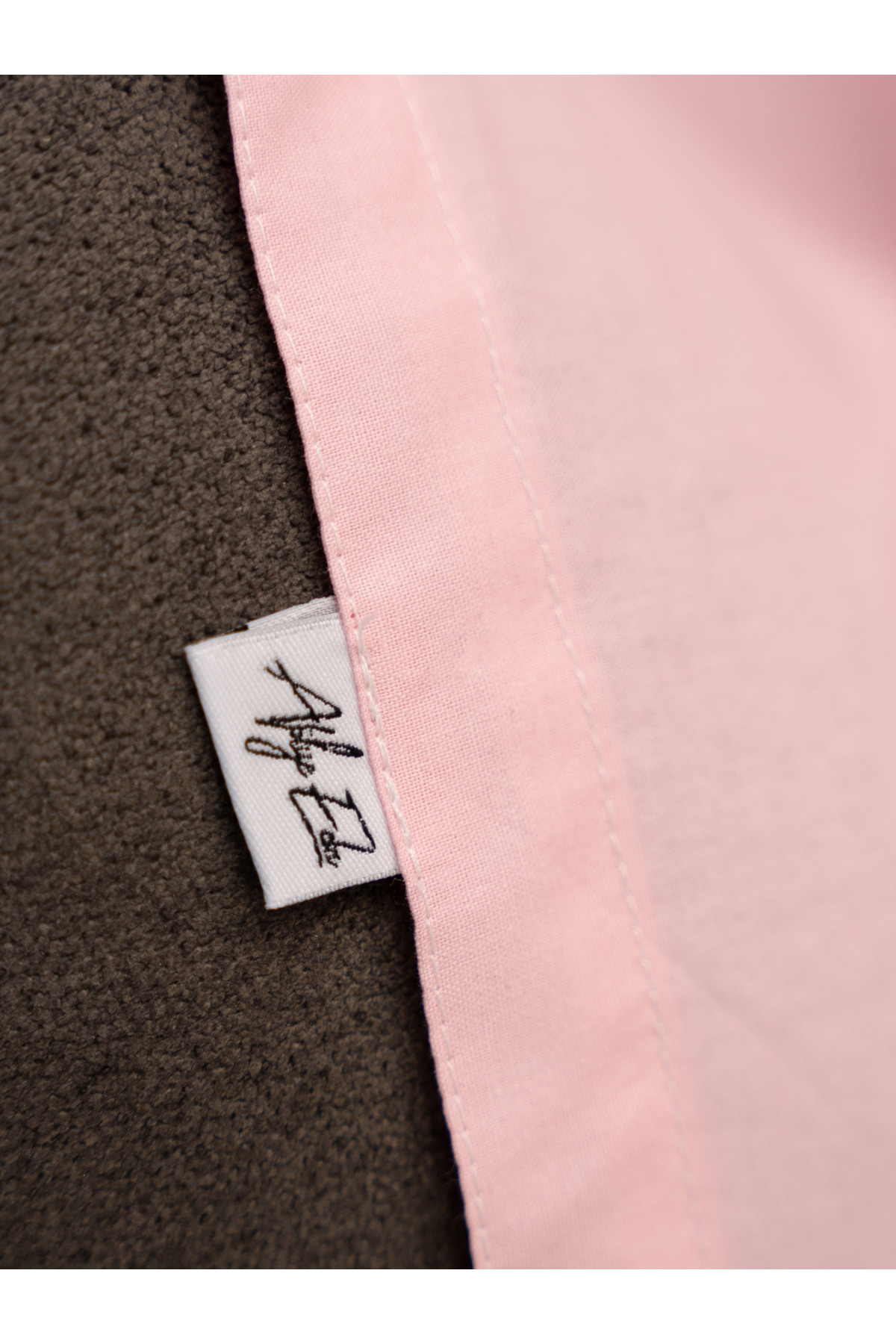 Atölye Eda Exclusive %100 Pamuklu Oeko-tex Sertifikalı Balenli Ayarlanabilir Yaka Aparatlı Emzirme Önlüğü 80x100cm fotoğrafı 7 (önizleme)