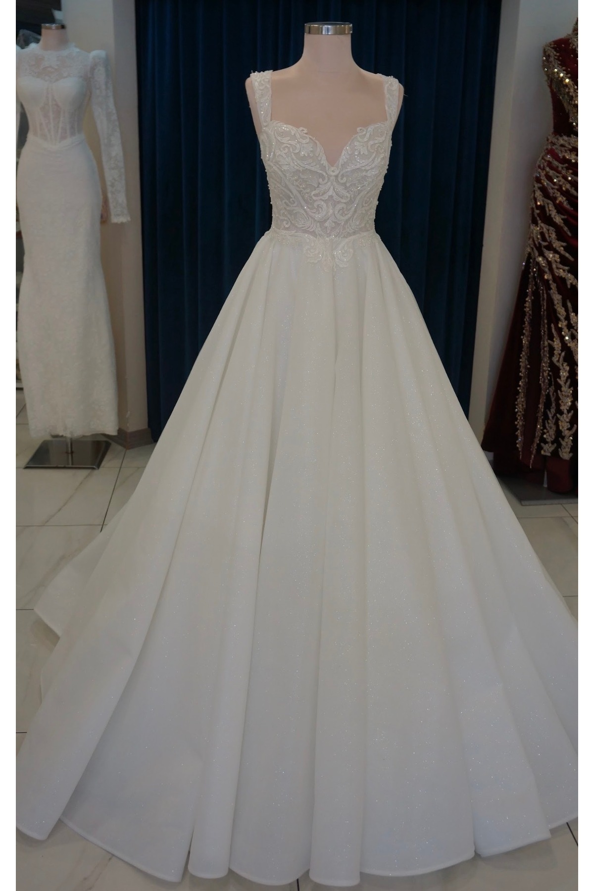 ROYAL GELİNLİK Gelinlik