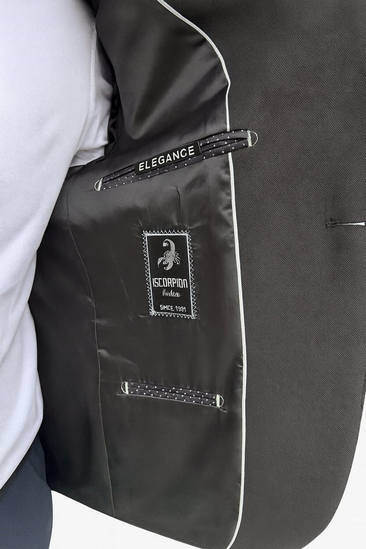 Plus Scorpion  Erkek Siyah Blazer Ceket – İtalyan Kesim, Tek Düğmeli,Çift Yırtmaçlı Şık Klasik Model - Görsel 7