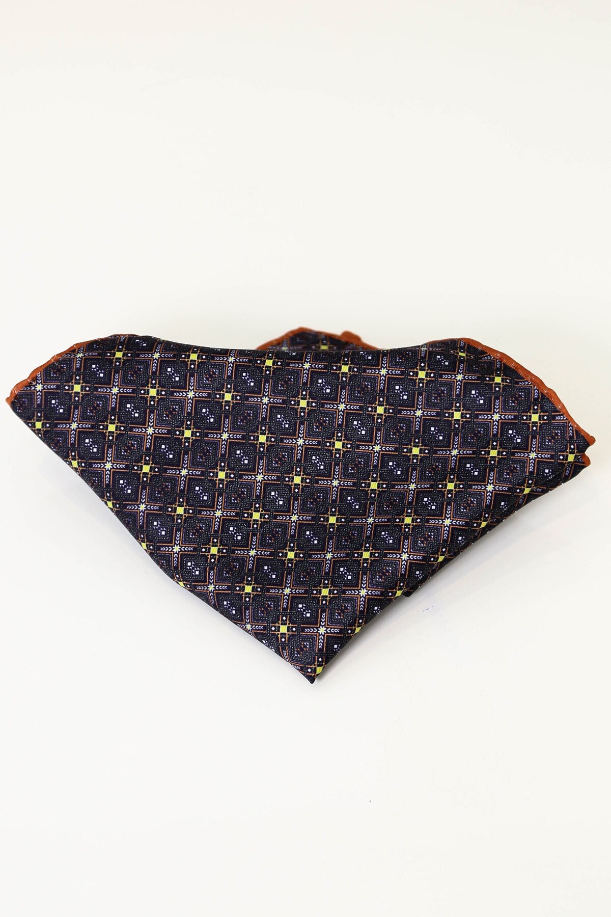 Velvarde renkli cep mendili