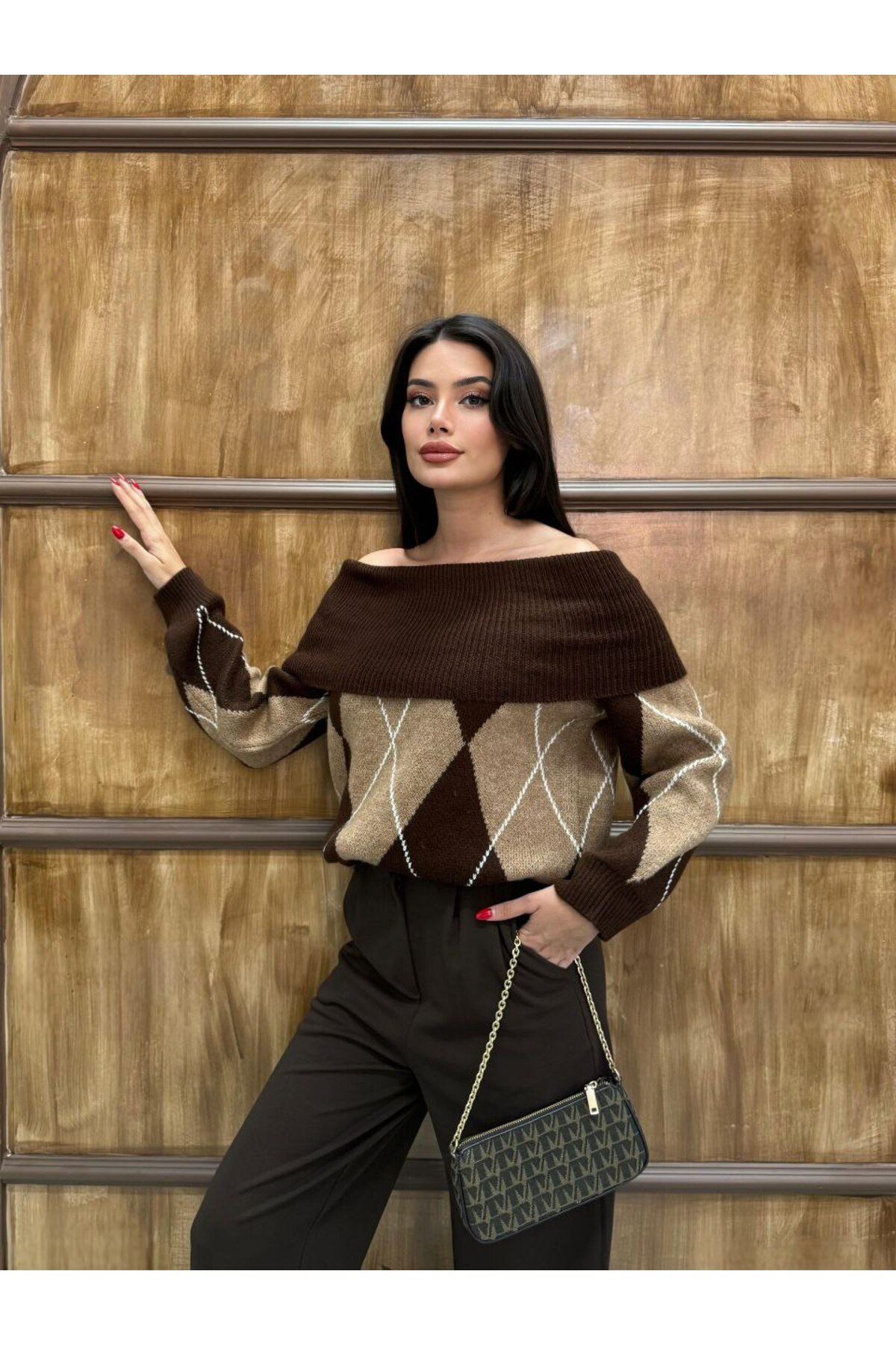 Omzu Katlamalı Baklava Desen Kazak