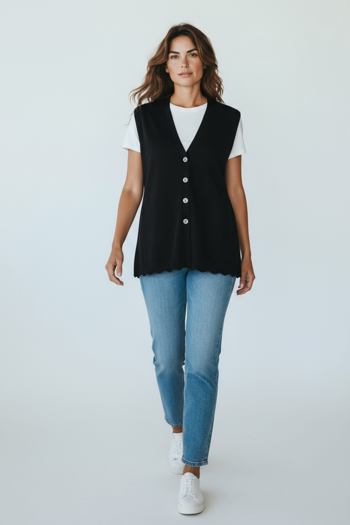 ECE GİYİM KADIN ÖNÜ DÜĞMELİ CEPLİ KALIN KIŞLIK KISA YELEK