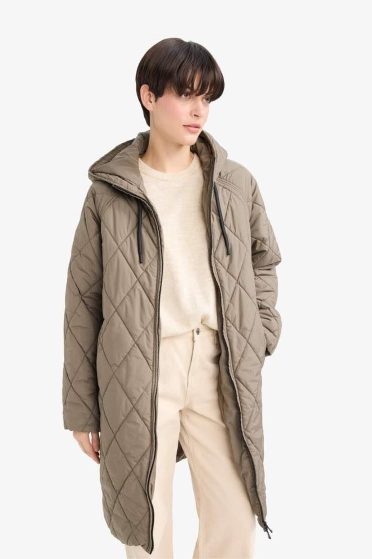Khaki Parkas für Damen online shoppen Outdoor Mode Trendyol