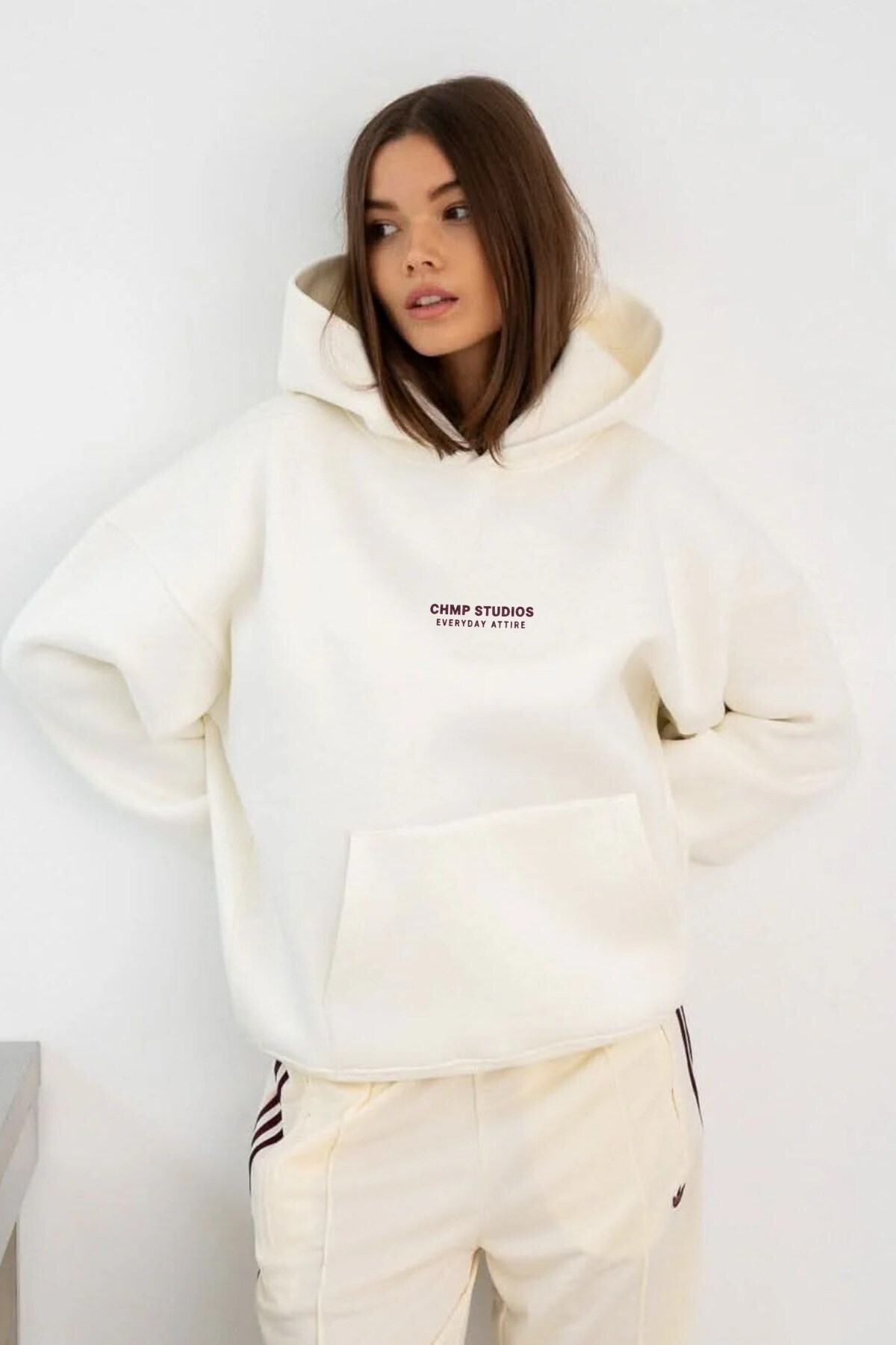The Champ Clothing Women's Oversized Sweatshirt Hoodie Chmp Studios White – Hooded , 3 Thread Fleece, Kangaroo Pocket