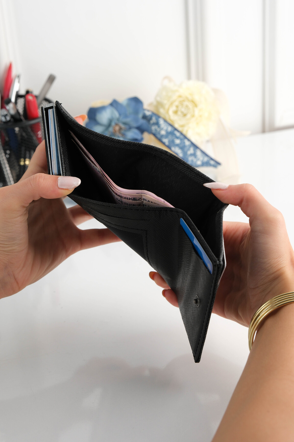 Blatoune Polo Unisex Kot Deri Cüzdan, Premium Kalite Alüminyum Mekanizmalı, Kadın & Erkek Kartlık görsel 4