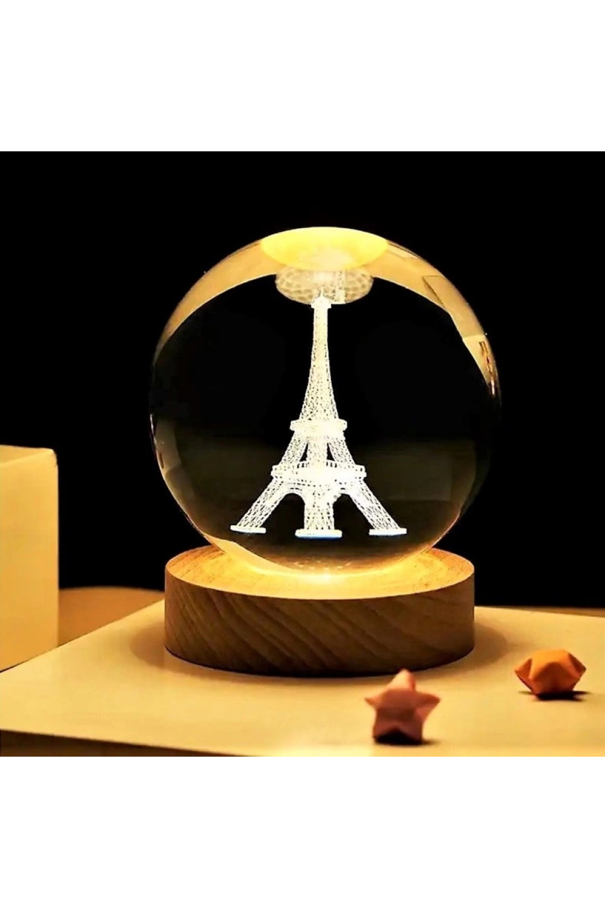 thebestnzm Dekoratif Eyfel Kulesi Tasarımlı Ahşap Altlıklı Işıklı Cam Küre Cam:6cm Ahşap:2cm