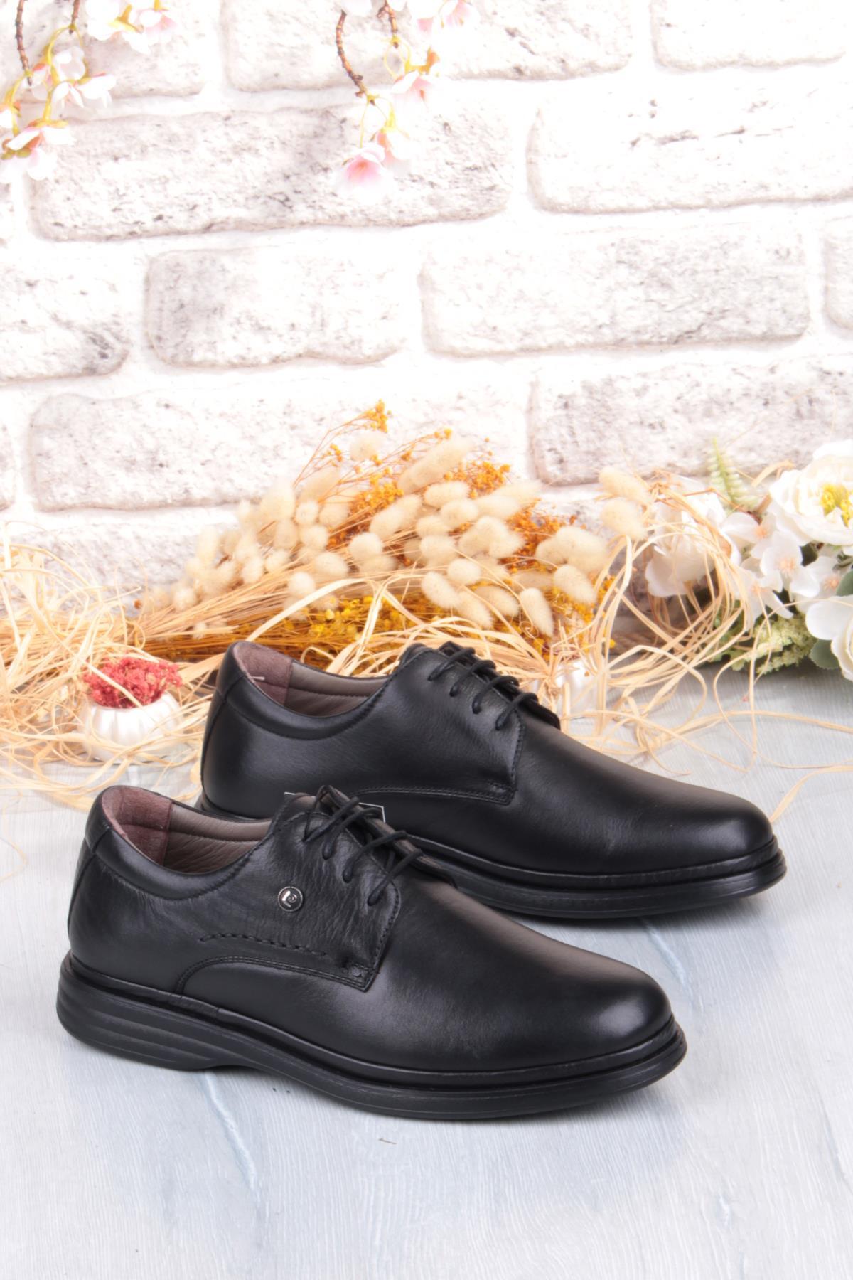 پیر کاردین کفش مردانه چرم اصل نرم و راحت مدل Lace-Up Comfy Original کد ۱۴۶۴۰۵