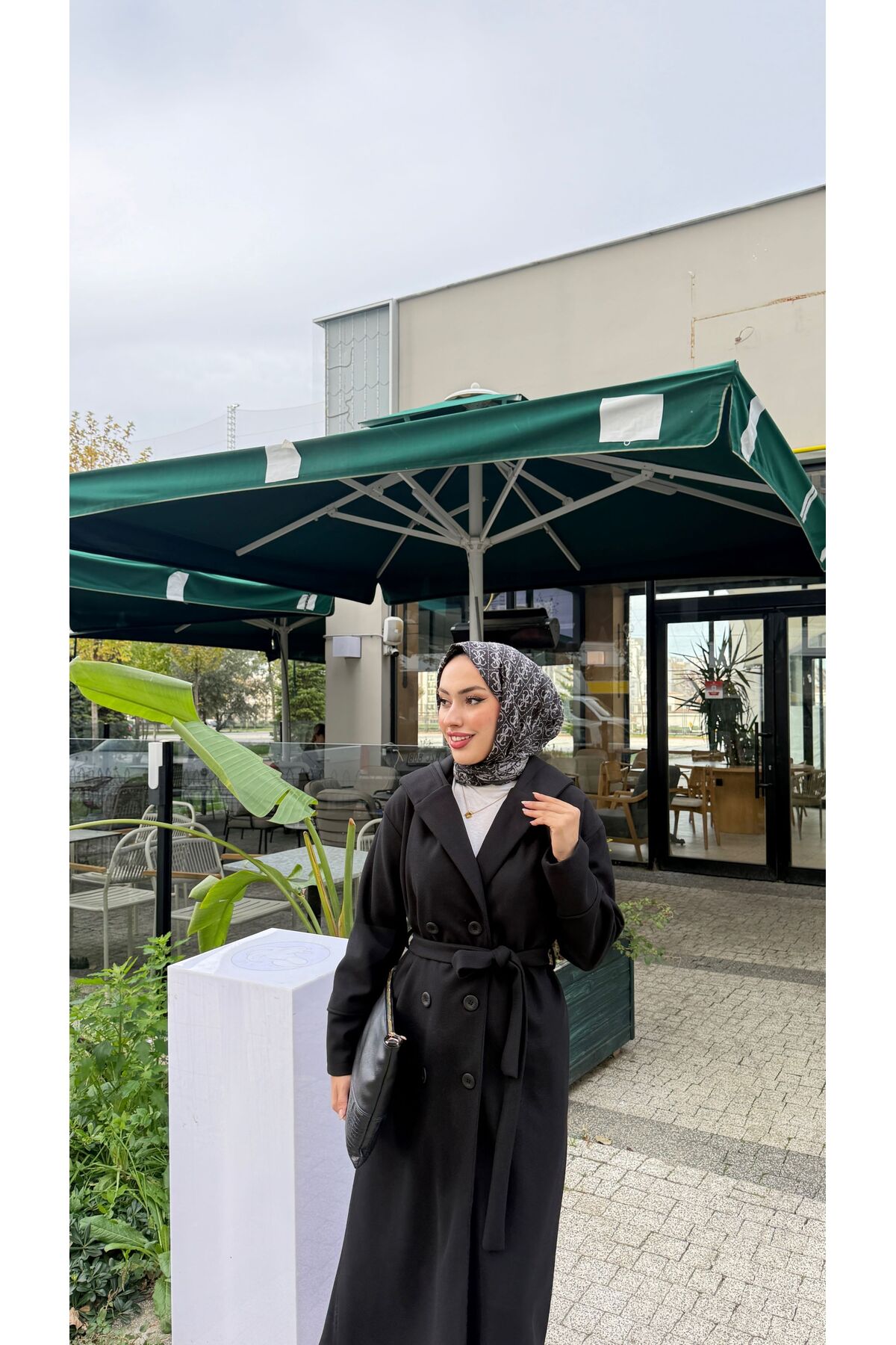 BURCU TESETTÜR  KAPŞONLU KAŞE KABAN - Görsel 5