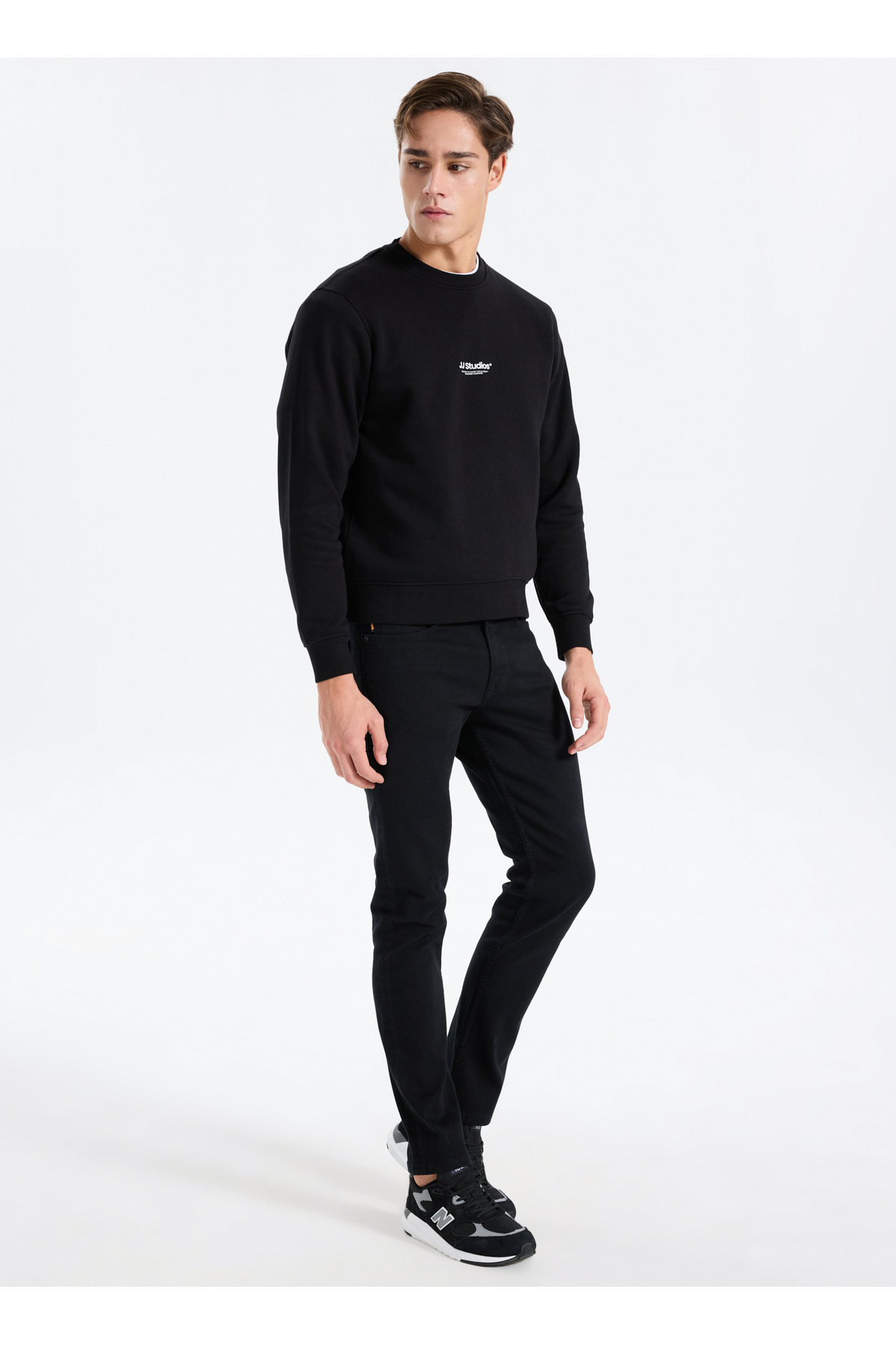 باس شلوار جین مردانه مشکی کمر معمولی، ساق معمولی، اسلیم فیت، دلاور، بو