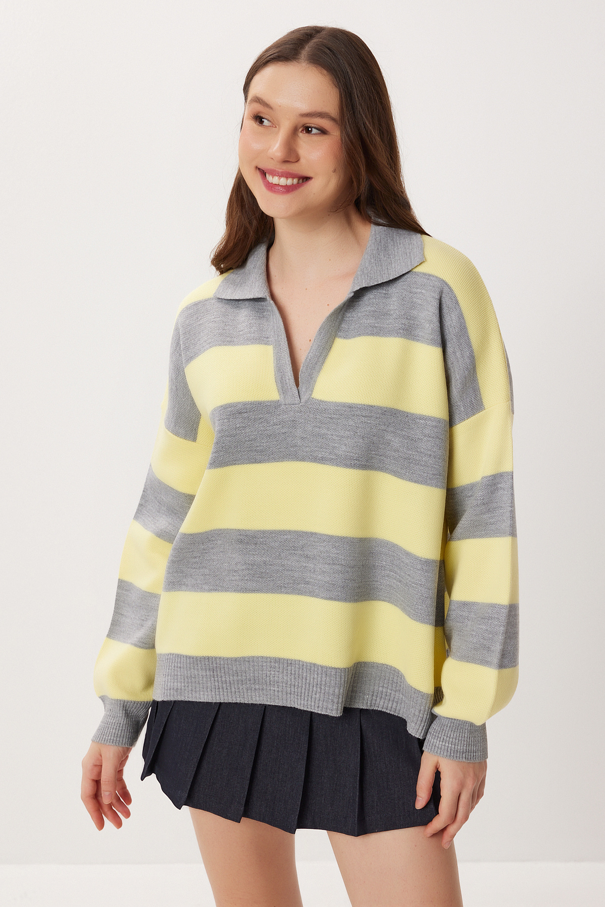 Lovelyİstanbul Oversize Çizgili Triko Kazak LMC0076 GRİ SARI görsel 2