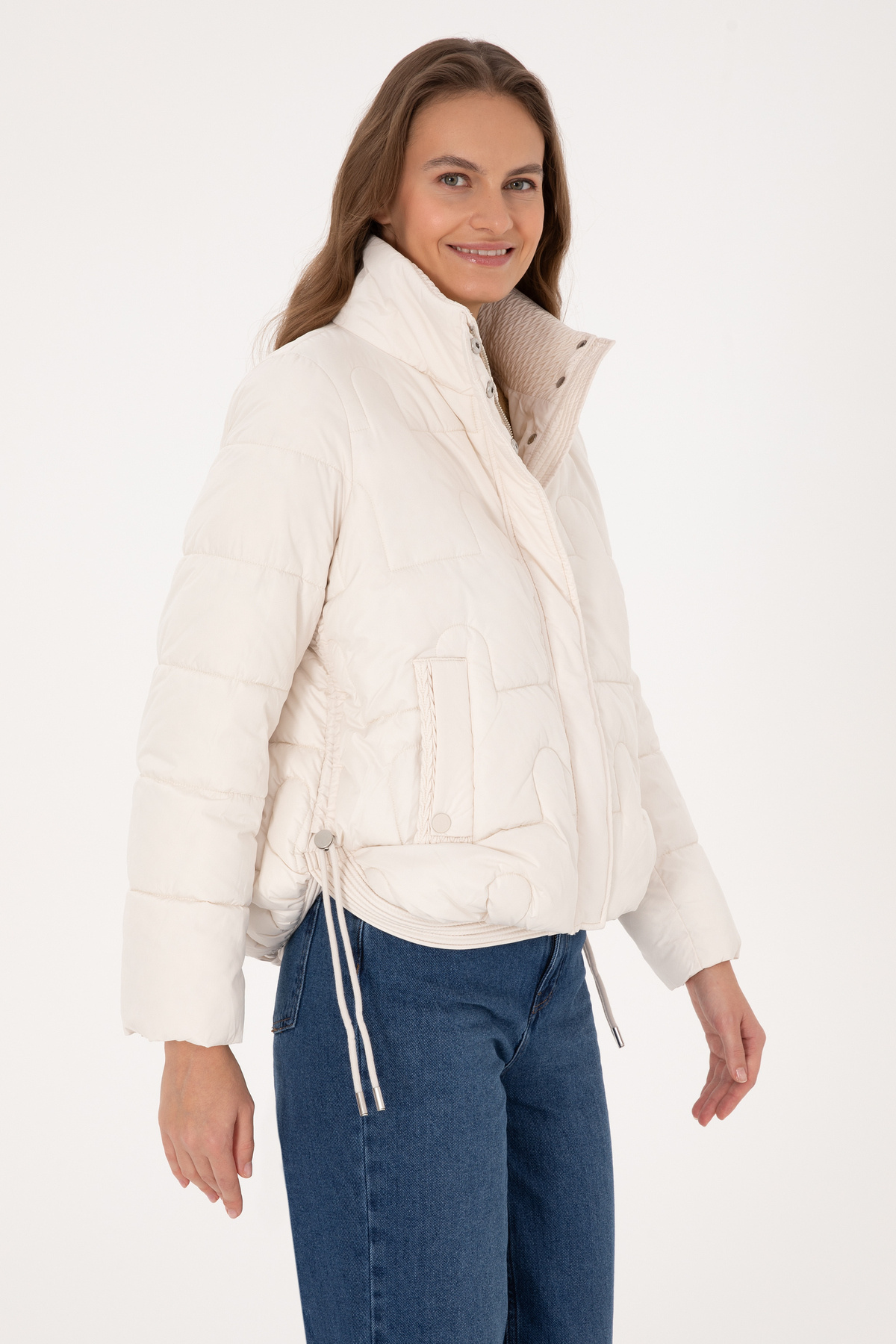 U.S. Polo Assn. Kadın Krem Mont 50308618-VR256 görsel 3