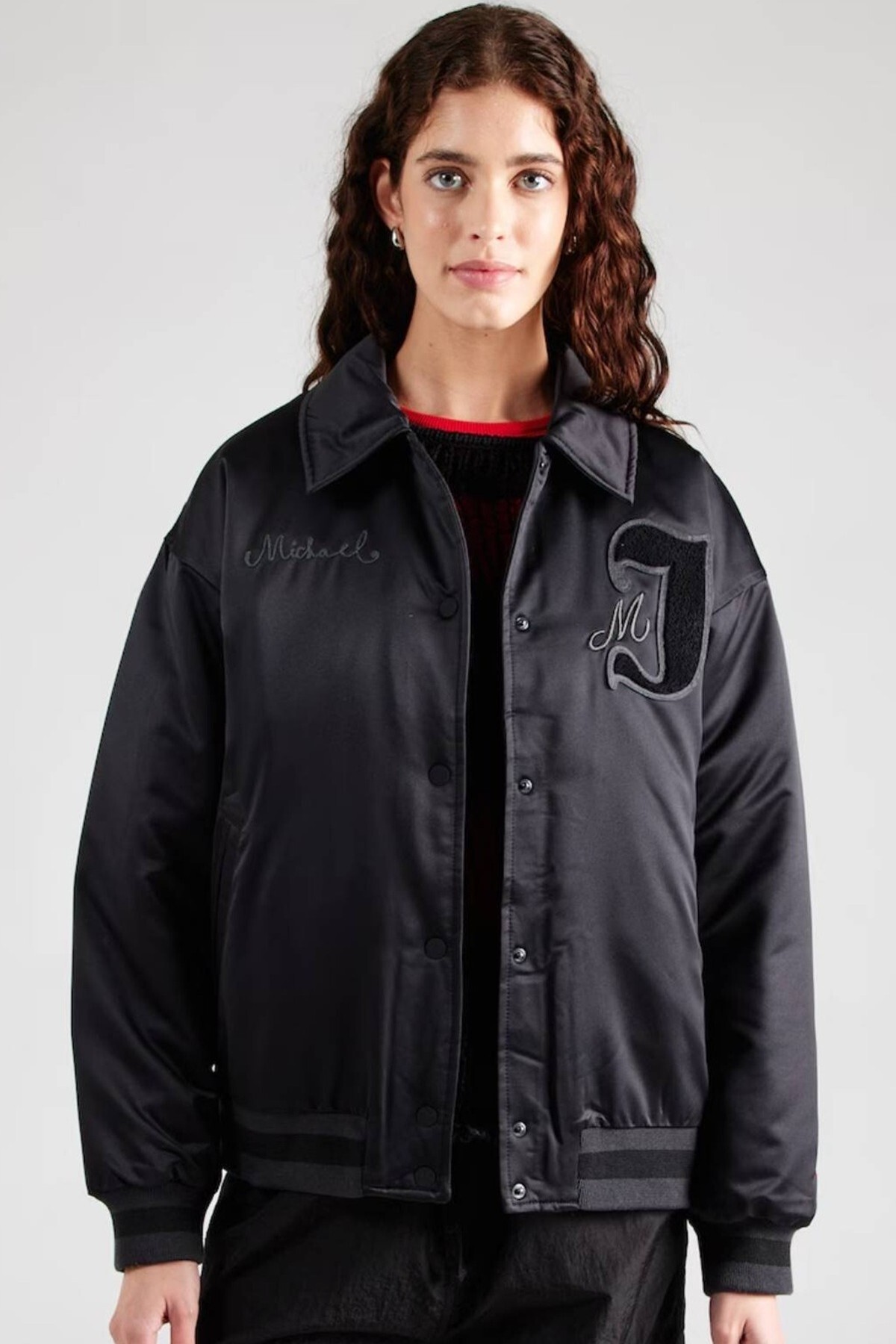 Nike Michael Jordan Varsity Loose Fit Bomber Jacket Black Kadın