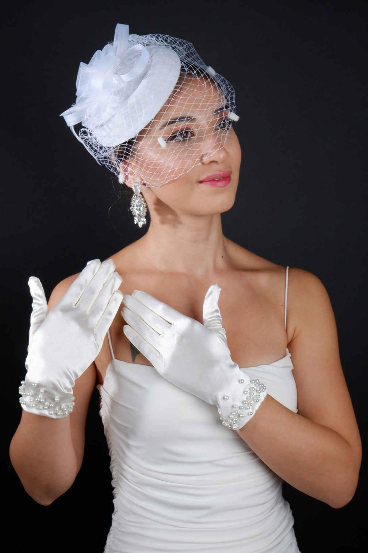 Hayalperest boncuk  Puantiyeli Fileli Gelin Nikah Kep Aksesuarı ve İncili Saten Düğün Eldiven Seti - Görsel 3