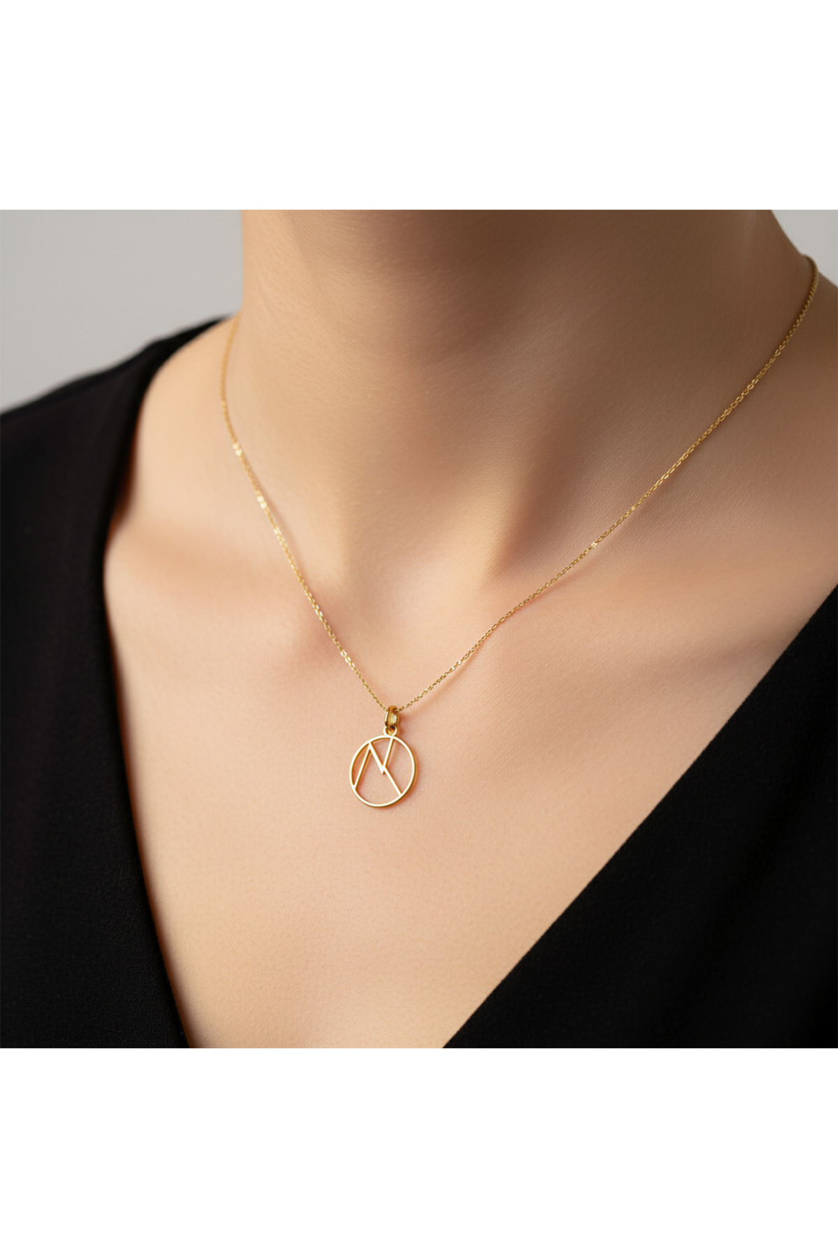 TabiTela 8 ayar altın kolye ucu "N"harfi GM673 1 gr