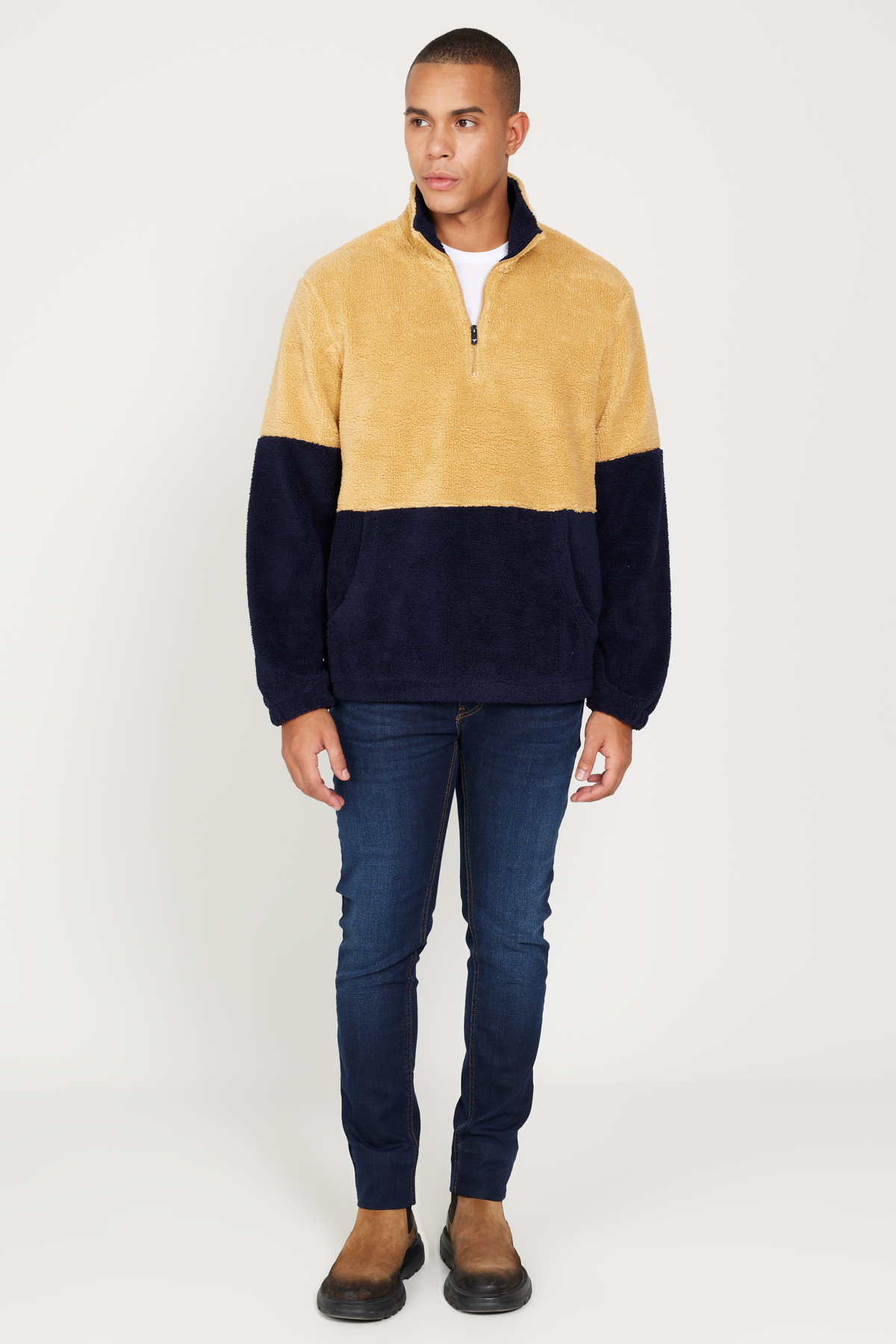 AC&Co / Altınyıldız Classics Hardal-lacivert Standart Fit Dik Bato Yaka Kanguru Cepli Çift Renkli Sherpa Polar Sweatshirt — زرد TY5222100218