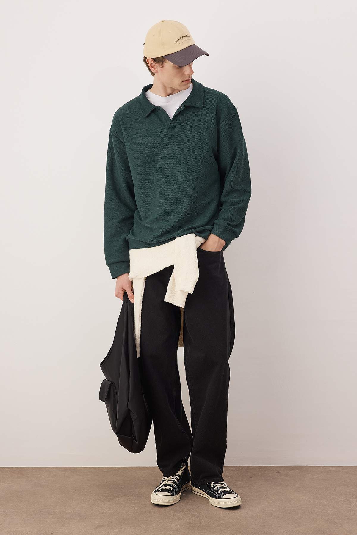 Trendyolmilla  Petrol Yeşili Yeni Oversize/Geniş Kesim Polo Yaka Kalın Çıtçıtlı Sweatshirt TMNAW26SW00051