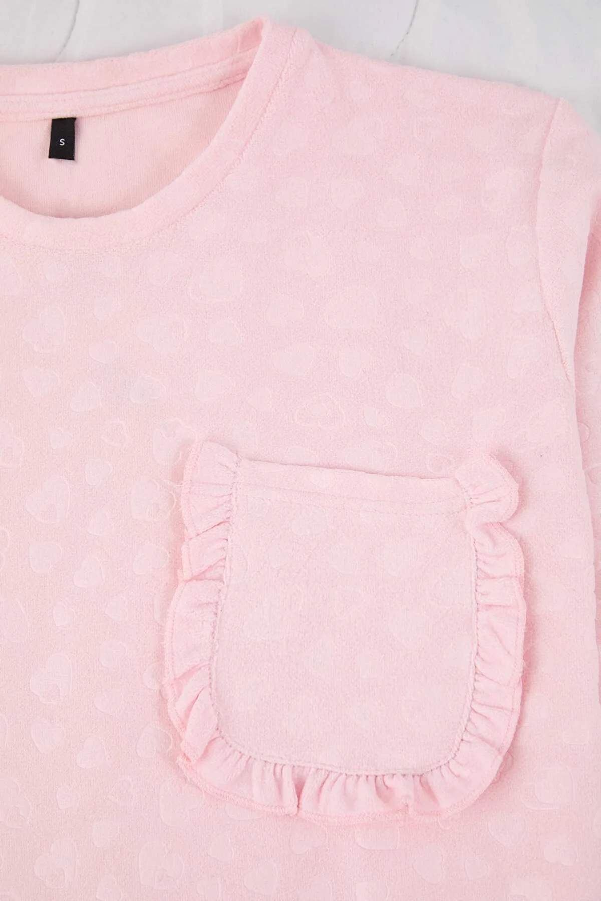 Trendyolmilla  Pudra Kalp Desenli Fırfırlı ve Cepli Örme Pijama Takımı THMAW26PT00205 - Görsel 7