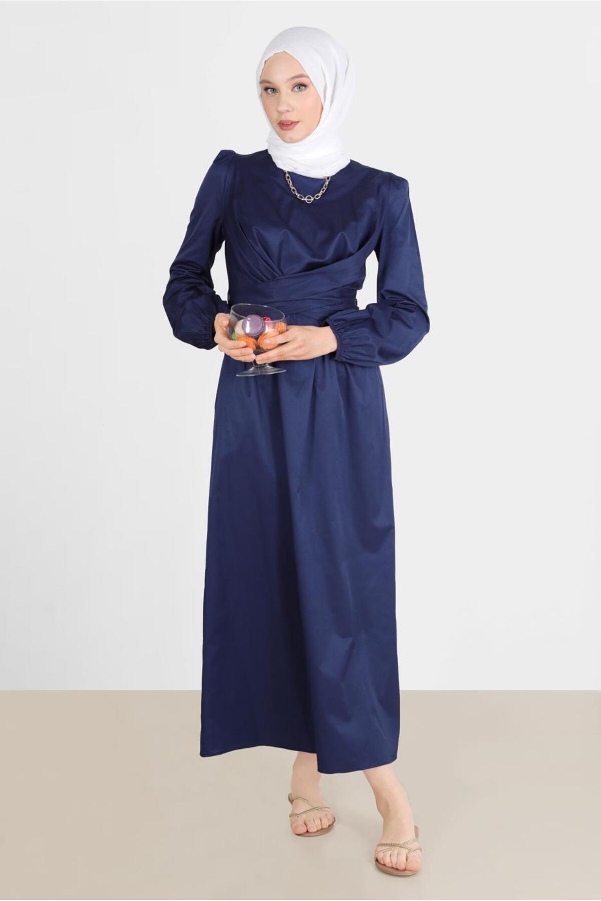 آلوینا لباس مجلسی طرح ضربدری ۴۲۶۱۱ آلوینا لباس مجلسی طرح ضربدری ۴۲۶۱۱