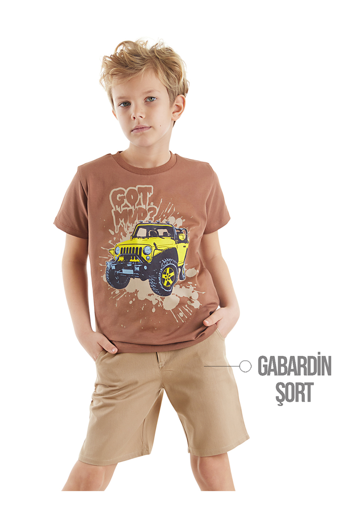ست تی‌شرت و شلوارک گاباردین طرح ماشین پسرونه