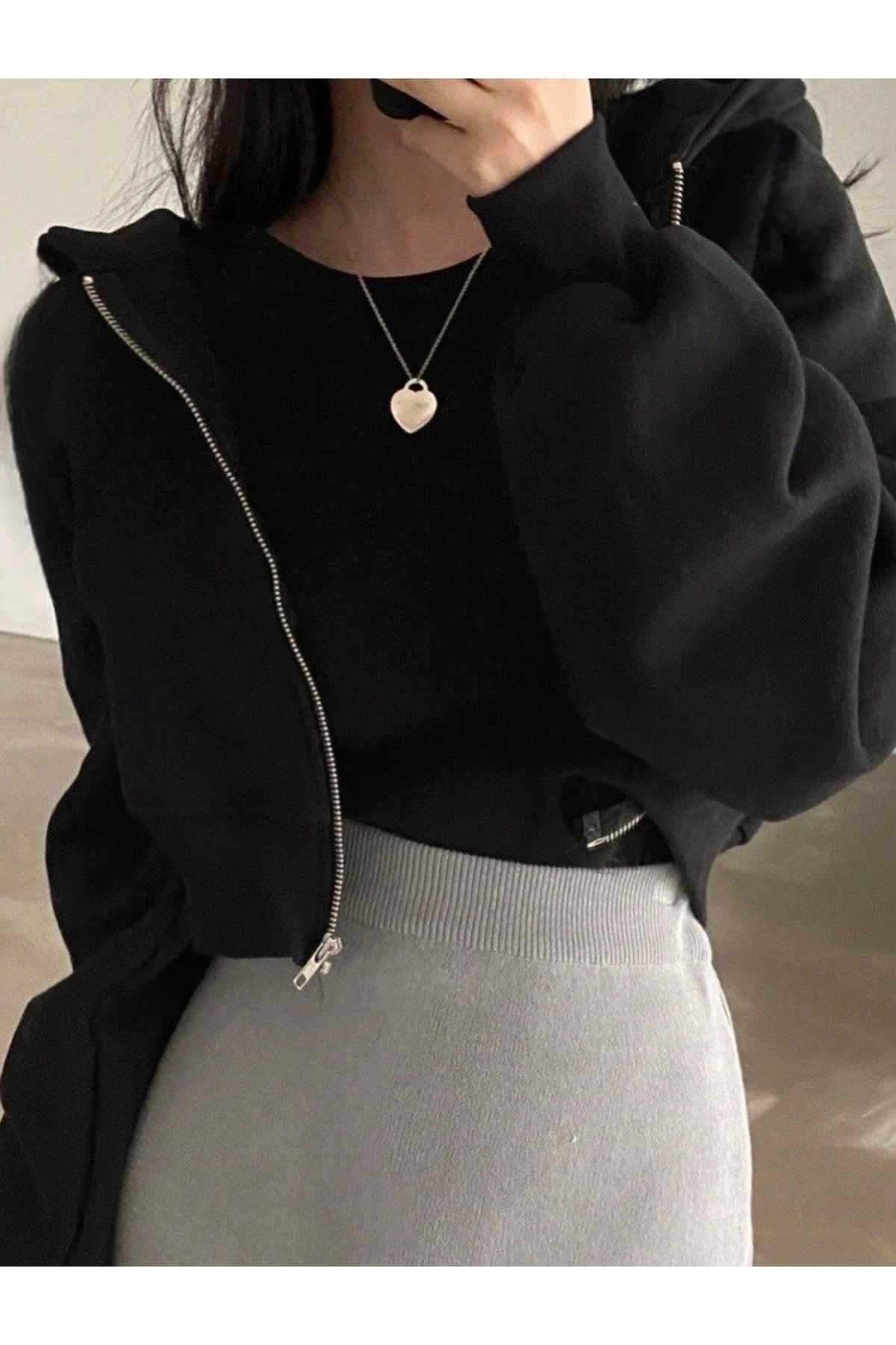 BYMEER Siyah Fermuarlı Crop Sweatshirt Hırka görsel 2