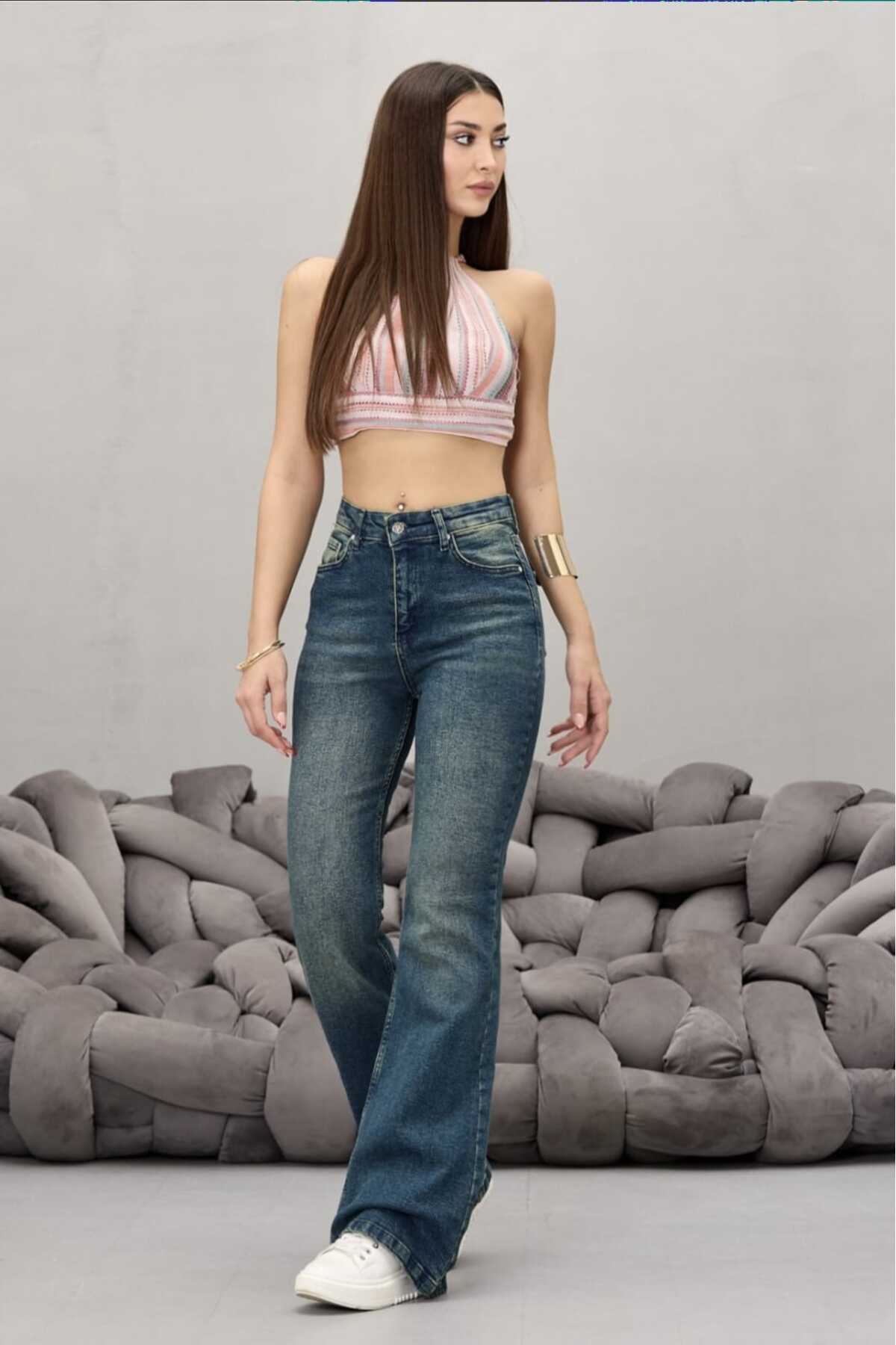 BİKELİFE  Kadın Yüksek Bel Esnek Ispanyol Paça Jeans - Görsel 4