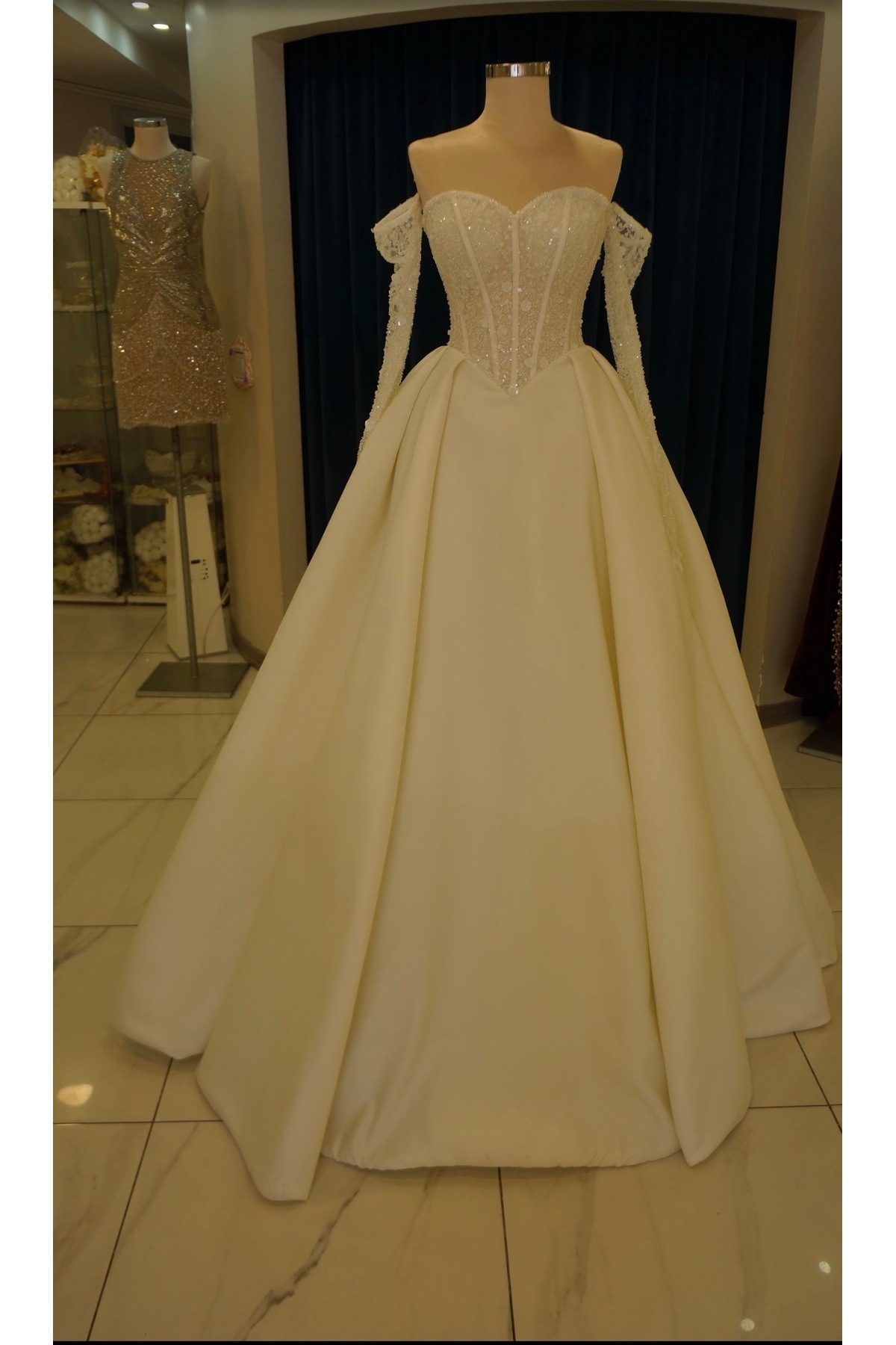 ROYAL GELİNLİK Gelinlik