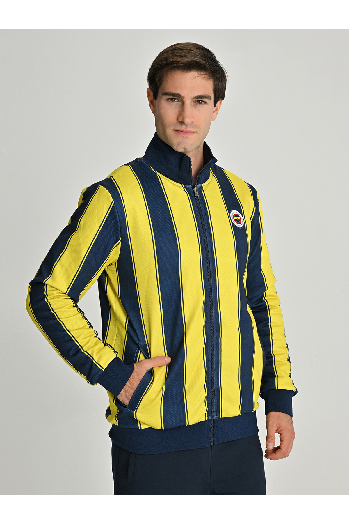 Fenerbahçe S.K. 25/26 Tribün Çubuklu Çift Taraflı Erkek Peluş Ceket LACİVERT — رنگارنگ TK017EGK60 — تصویر 4 از 9