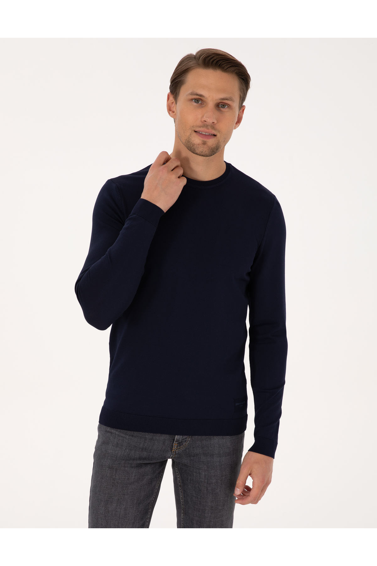 پیر کاردین ژاکت بافتنی یقه گرد اسلیم فیت سرمه‌ای 50316798-VR033