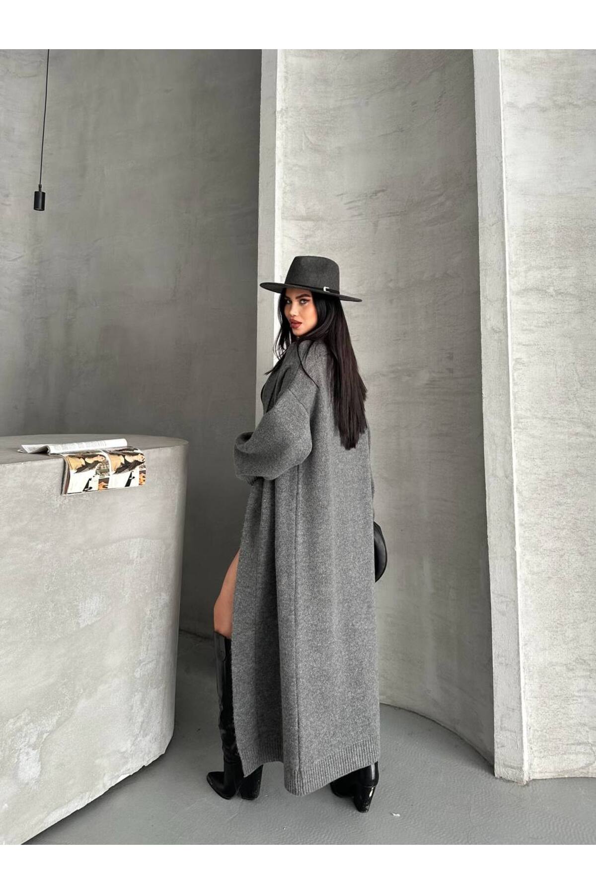 Koçer Triko  Kadın Antrasit Şal Yaka Uzun Triko Hırka | Oversize & Rahat Model - Görsel 5