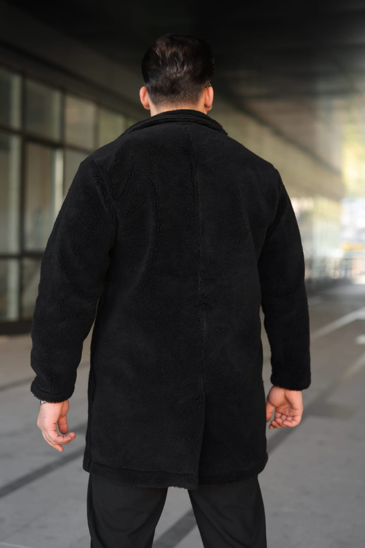 Erkek Siyah Peluş Düğmeli Kaban — مشکی PLSKBN025 — تصویر 4 از 4