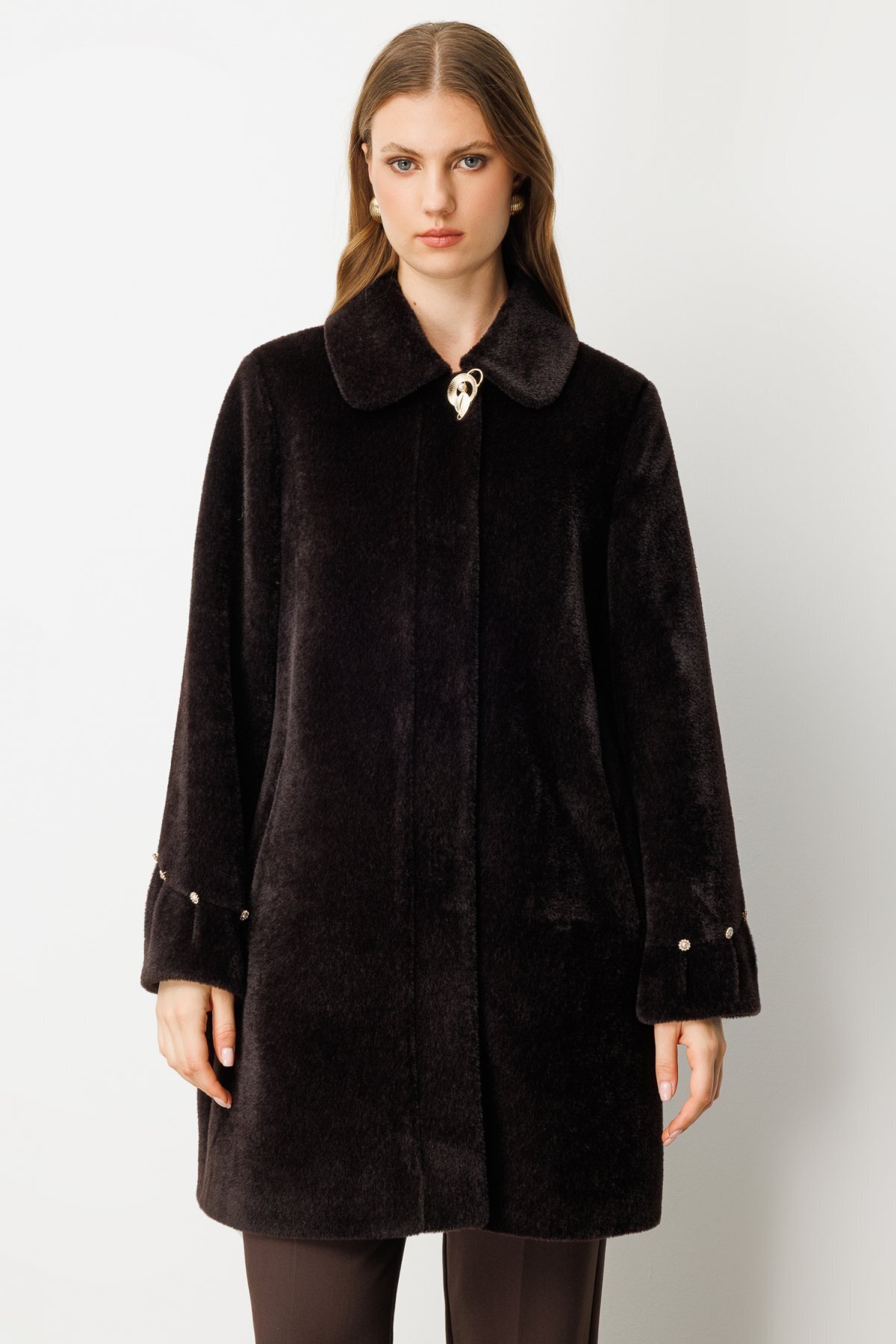 Ekol Metal Broşlu Peluş Kaban