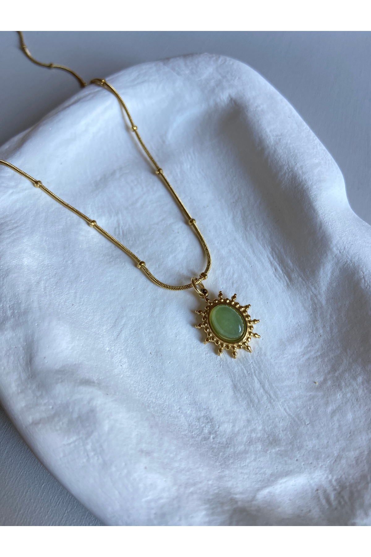 Yeşil Taşlı Yılan Zincir Çelik Gold Kadın Kolye (40 + 5 cm) – Sevgililer Günü Özel - Detay Görseli 2