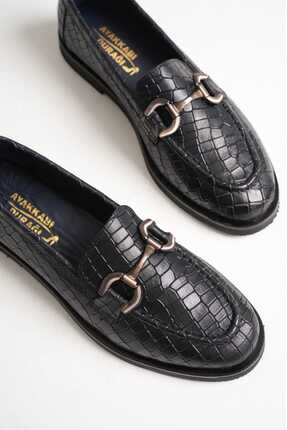 AYAKKABİSEPETİ HAKİKİ DERİ LACİVERT KROKO BASKILI ÖZEL ÜRETİM TOKALI KADIN LO...