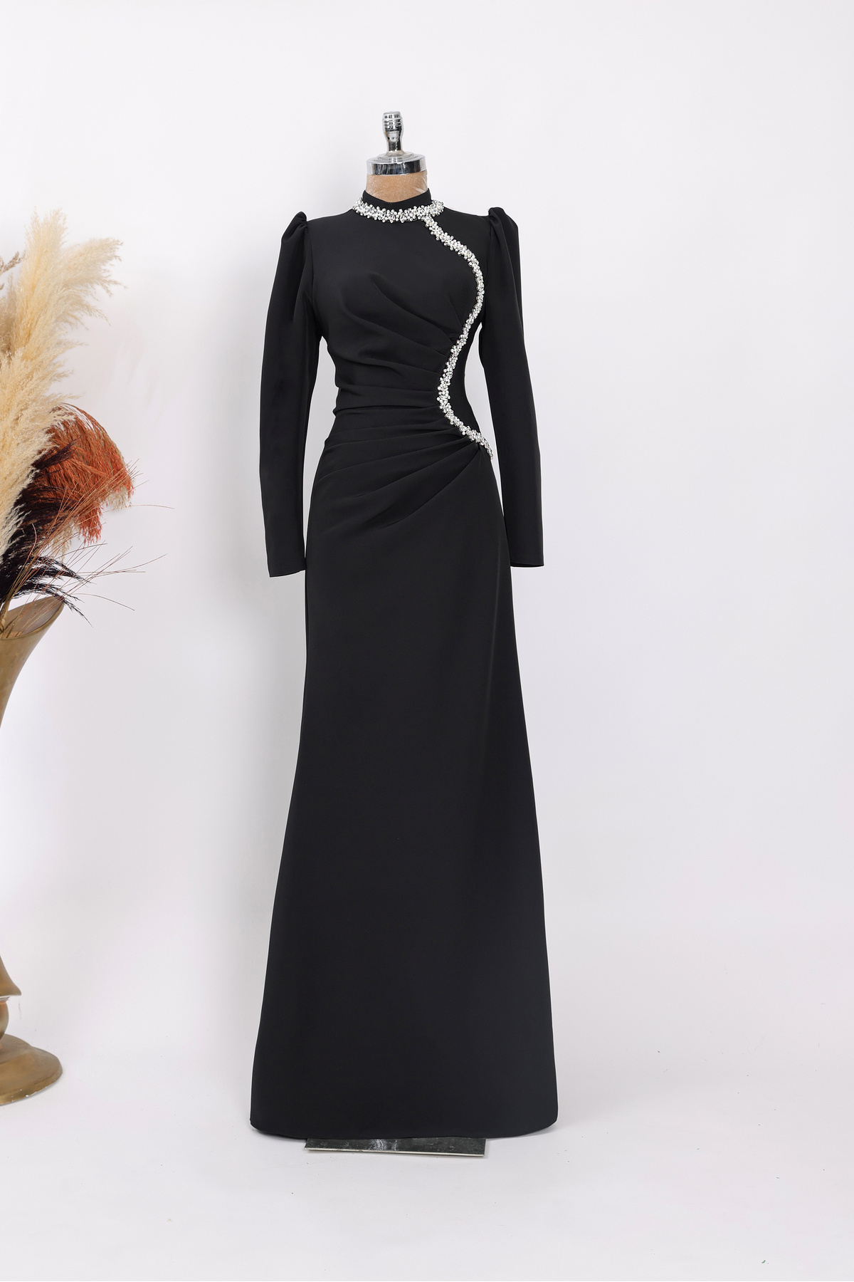 Esma Karadağ Marina Taş Detaylı Önü Büzgü Tesettür Abiye