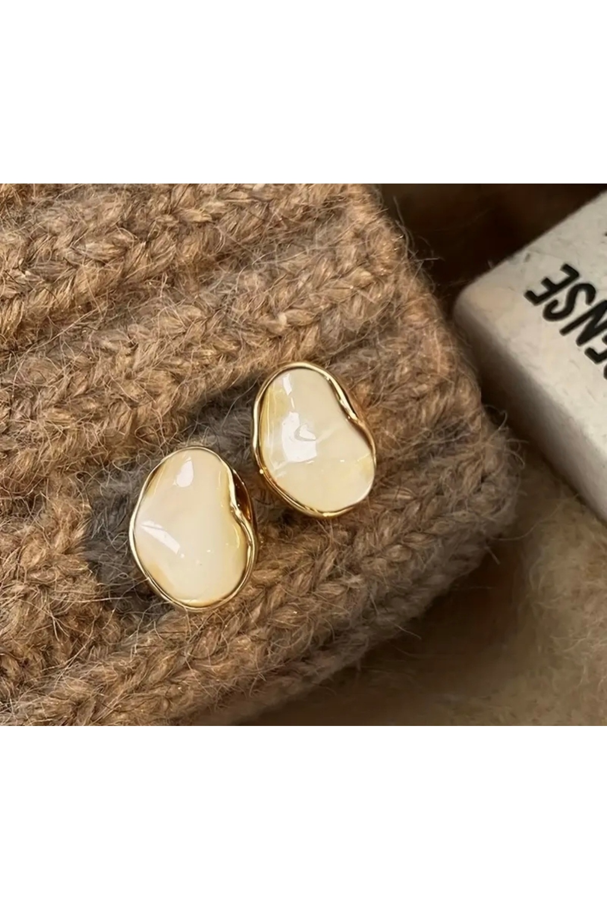 MURASSA BUTİK  Kehribar Renkli Balmumu Bohem Küpe Seti - Görsel 4